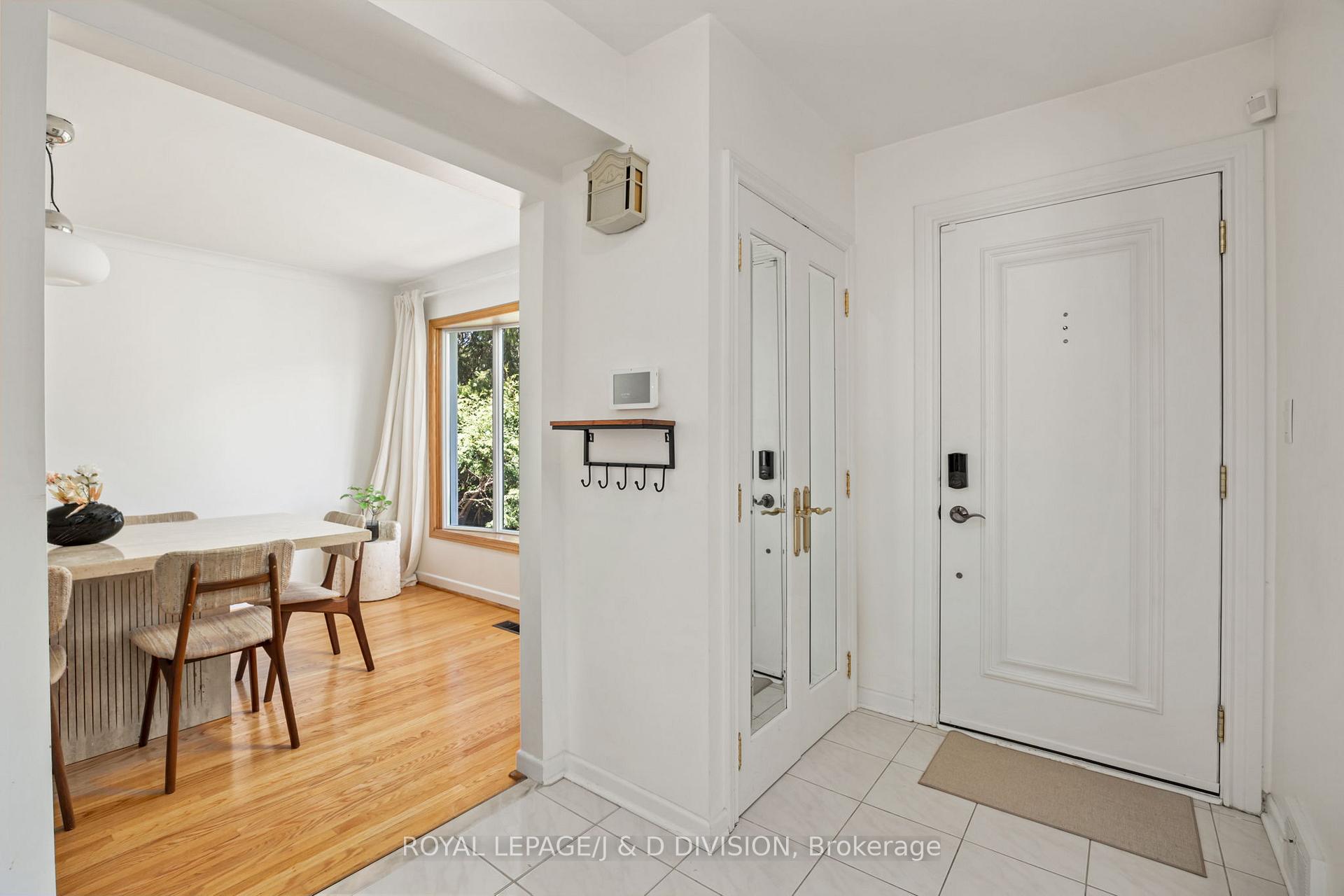 Photo 15 of 33 Almond Avenue, Markham, Grandview — HOMEH