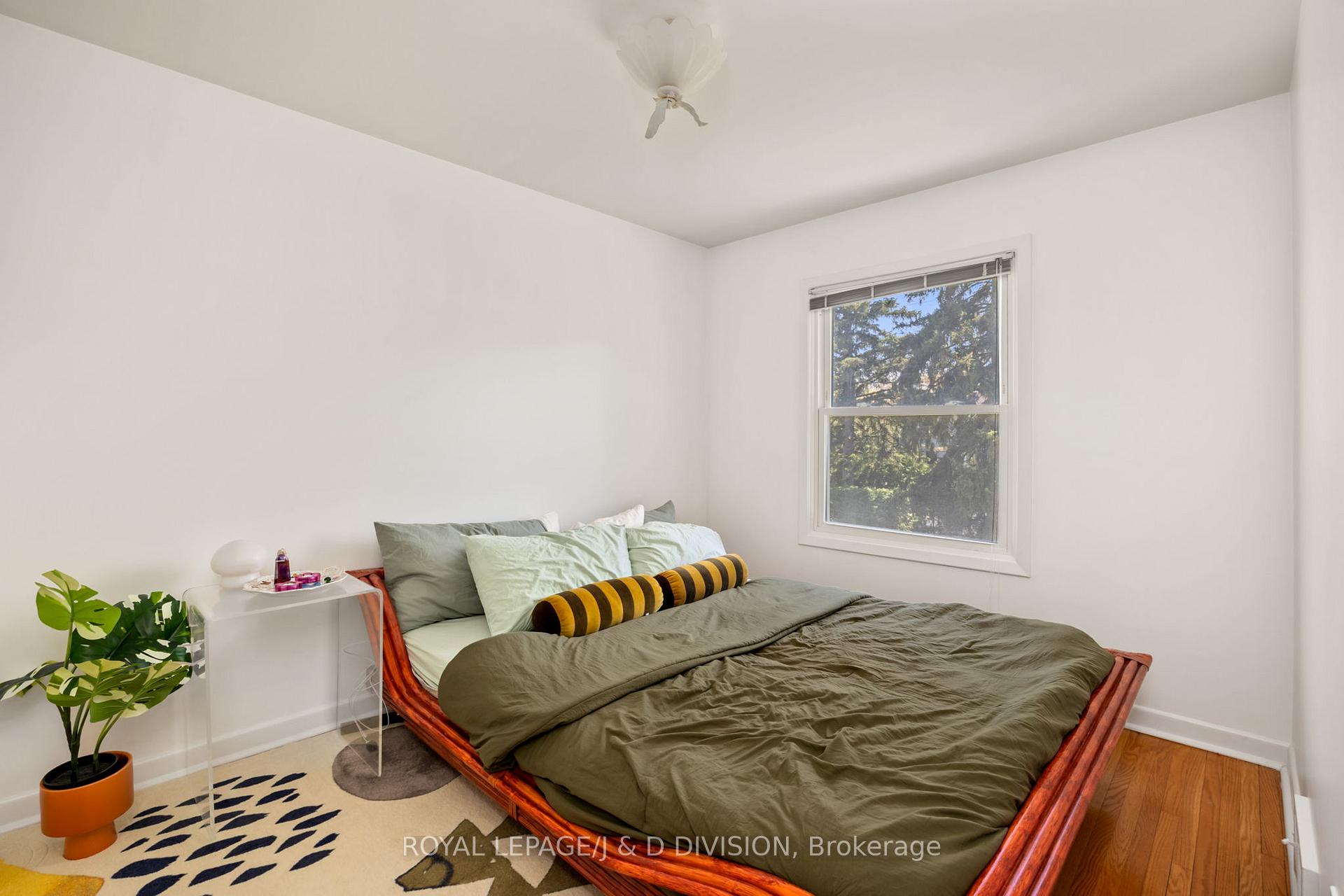Photo 25 of 33 Almond Avenue, Markham, Grandview — HOMEH