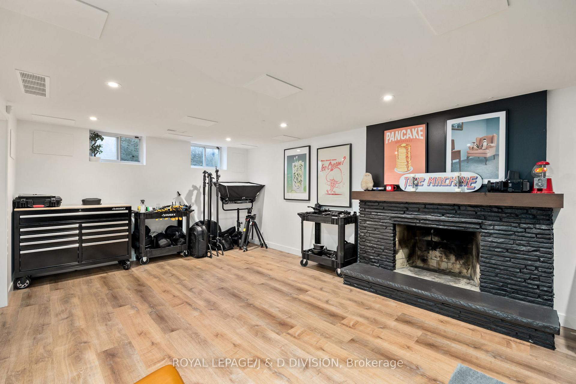 Photo 28 of 33 Almond Avenue, Markham, Grandview — HOMEH