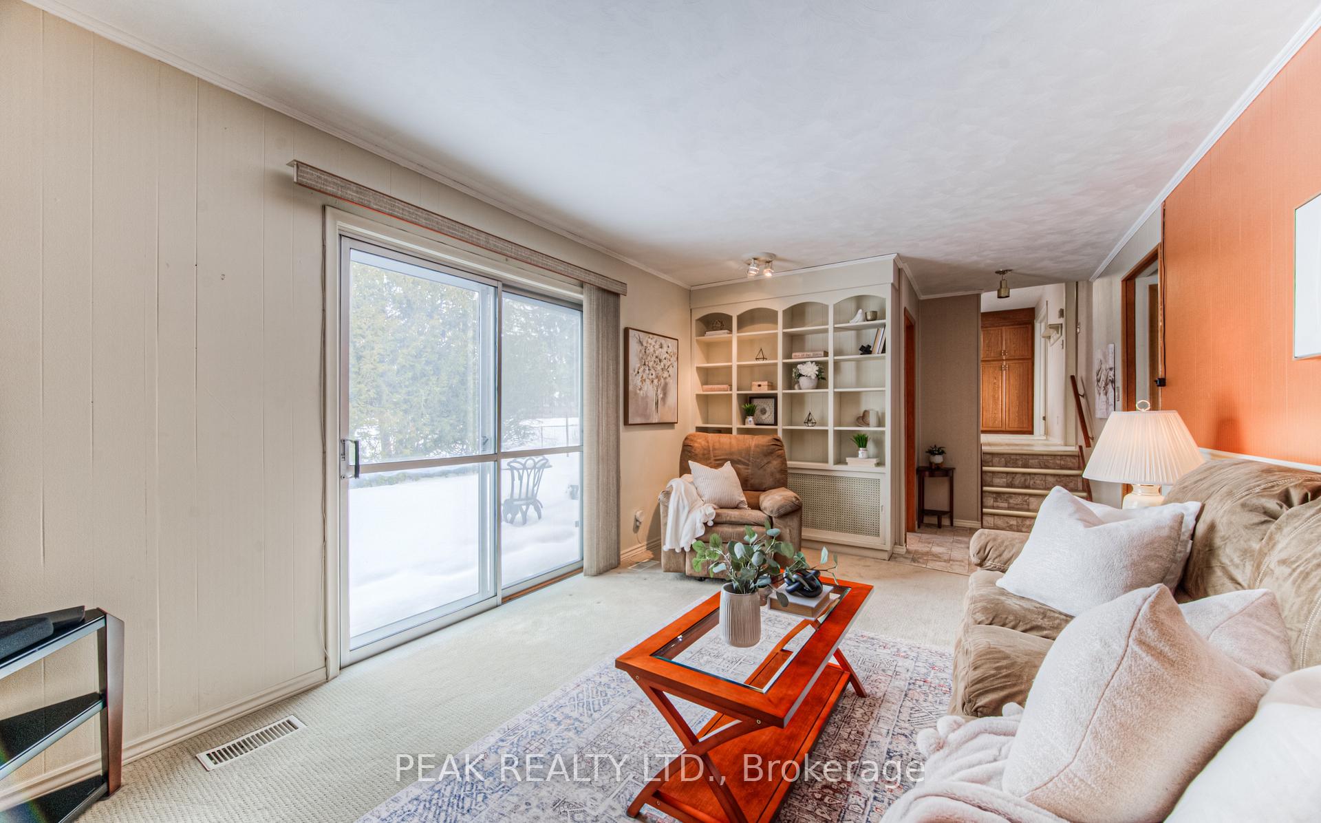Photo 9 of 35 Dalewood Drive, Kitchener — HOMEH