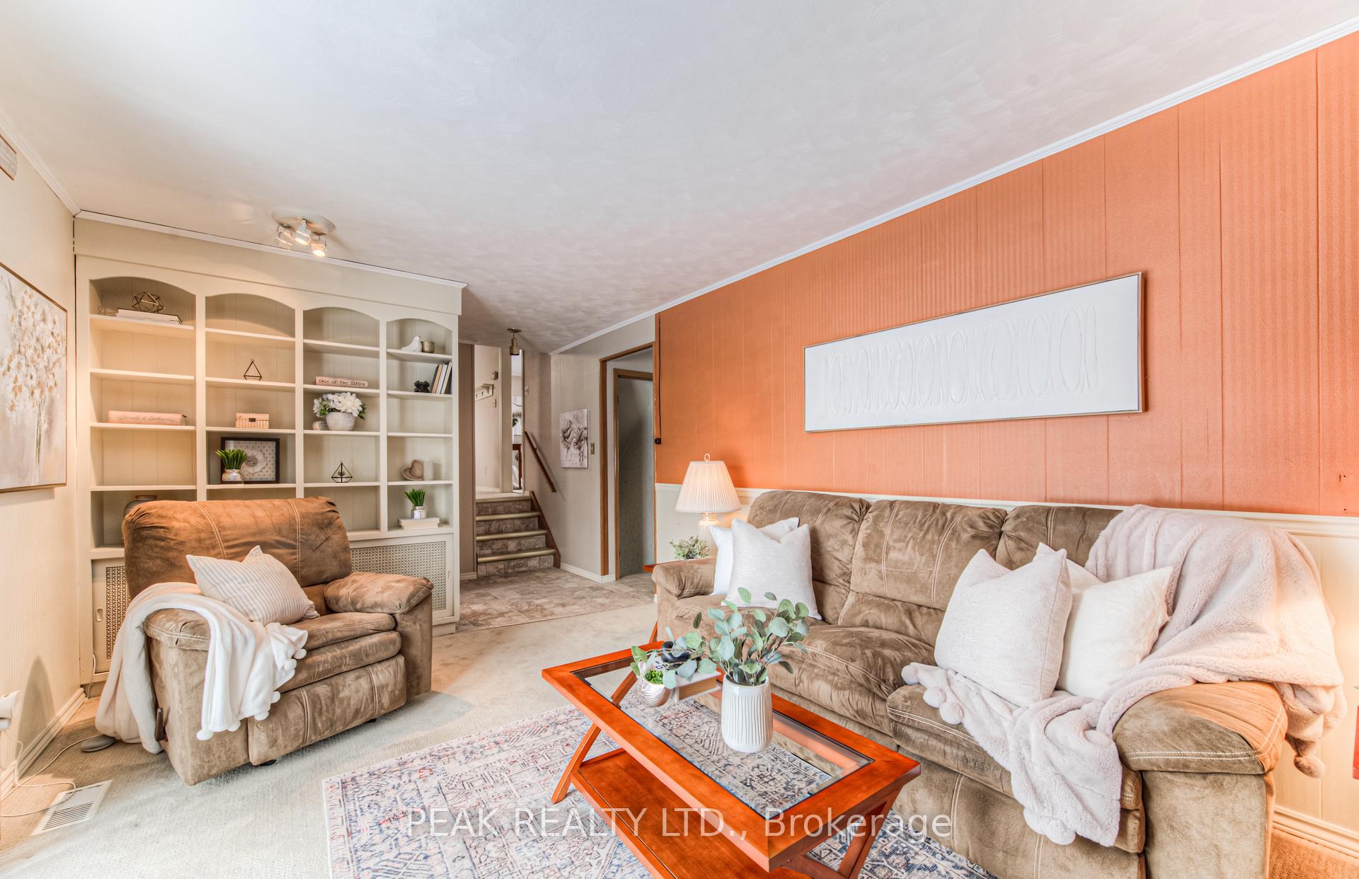 Photo 10 of 35 Dalewood Drive, Kitchener — HOMEH