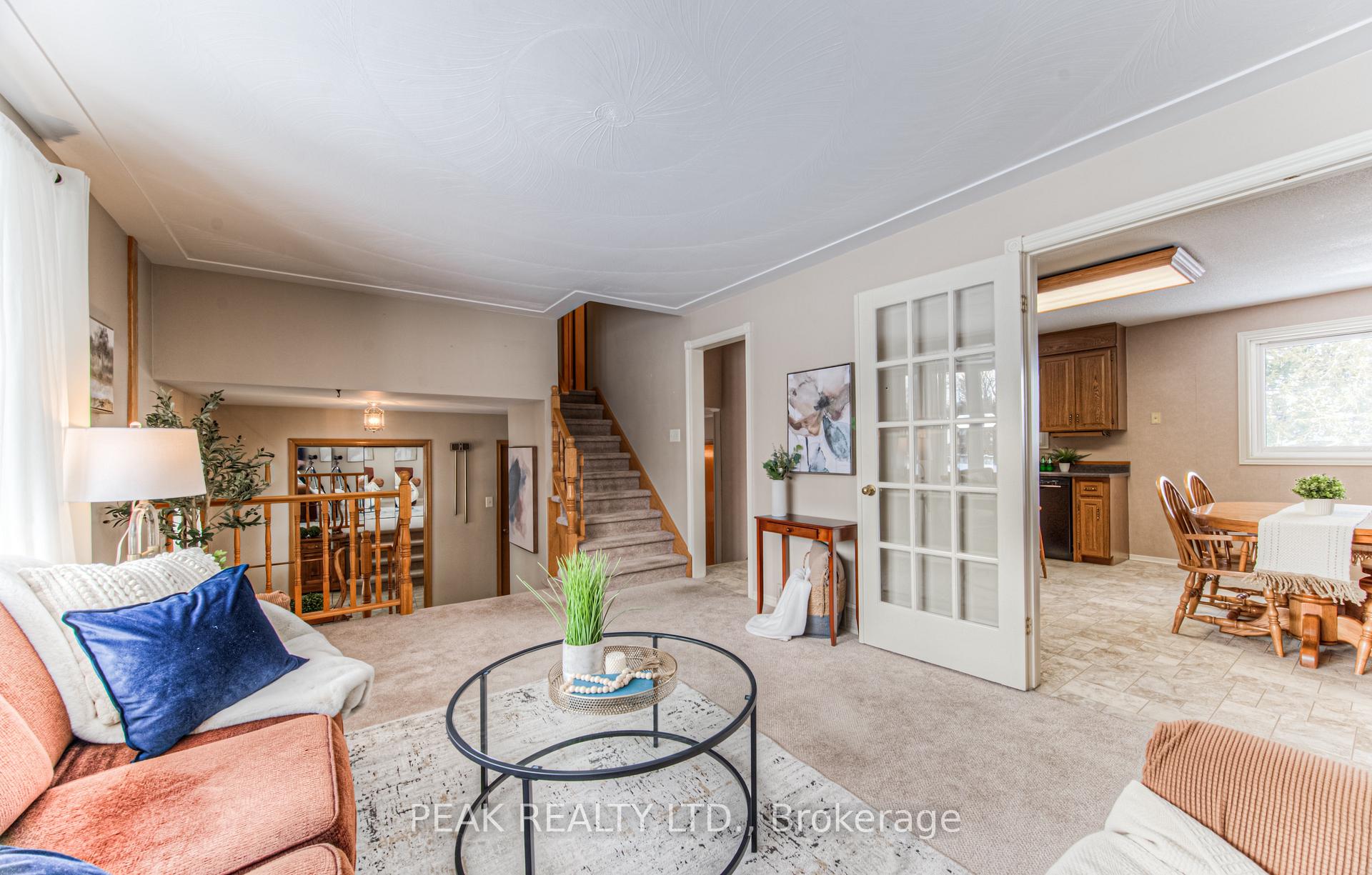 Photo 15 of 35 Dalewood Drive, Kitchener — HOMEH