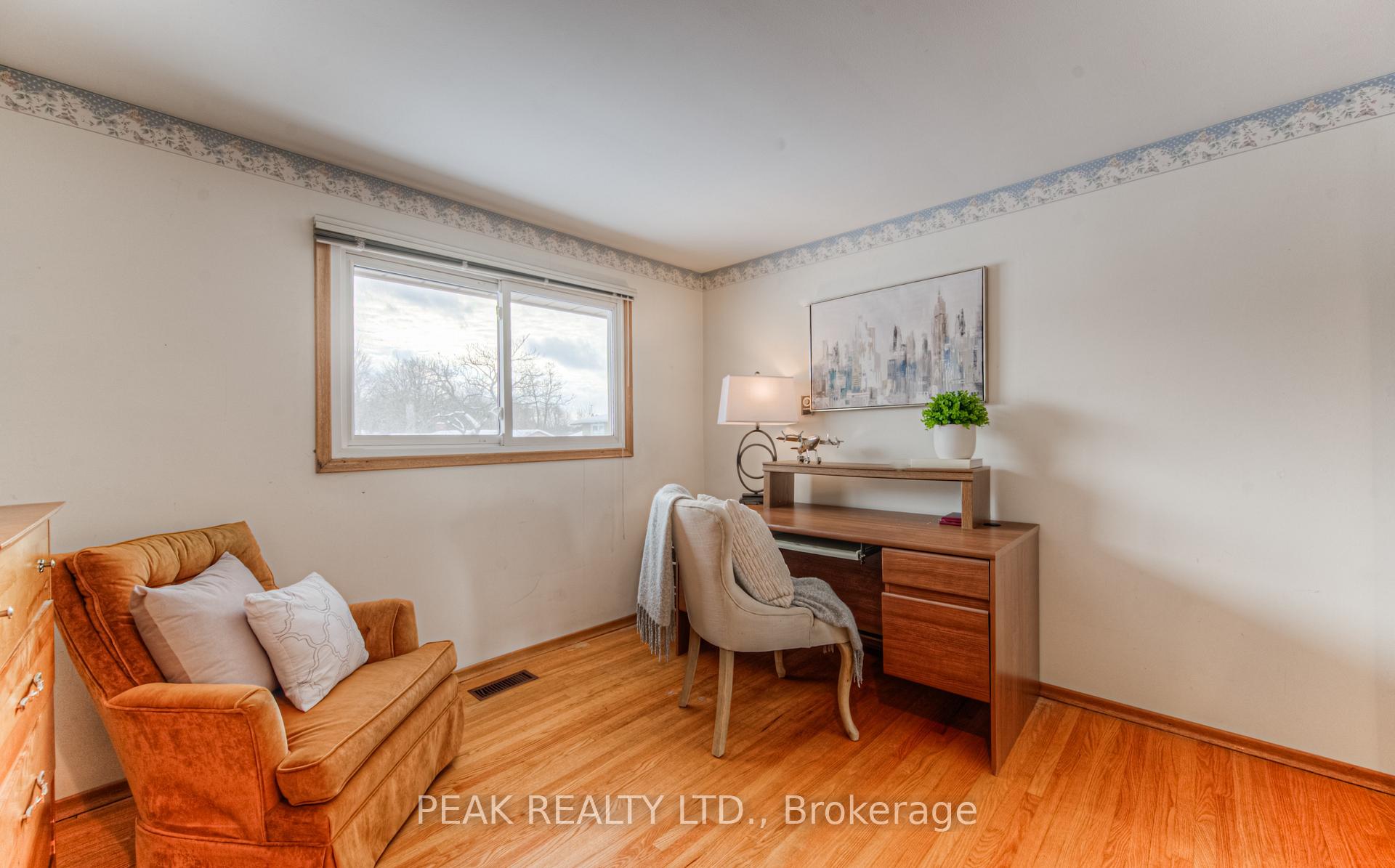 Photo 29 of 35 Dalewood Drive, Kitchener — HOMEH