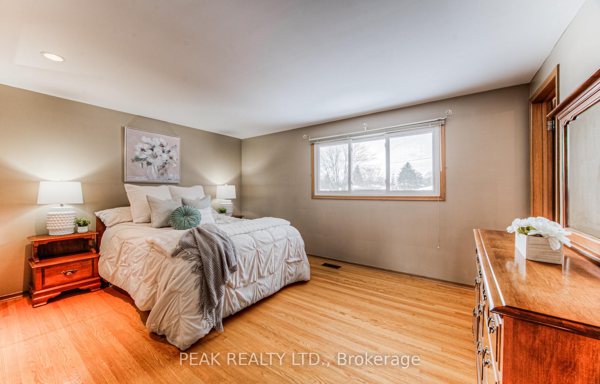 Photo 31 of 35 Dalewood Drive, Kitchener — HOMEH