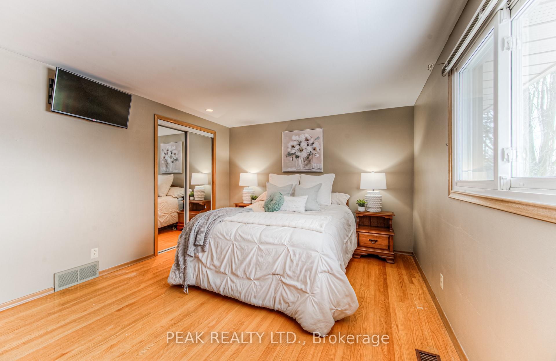Photo 32 of 35 Dalewood Drive, Kitchener — HOMEH