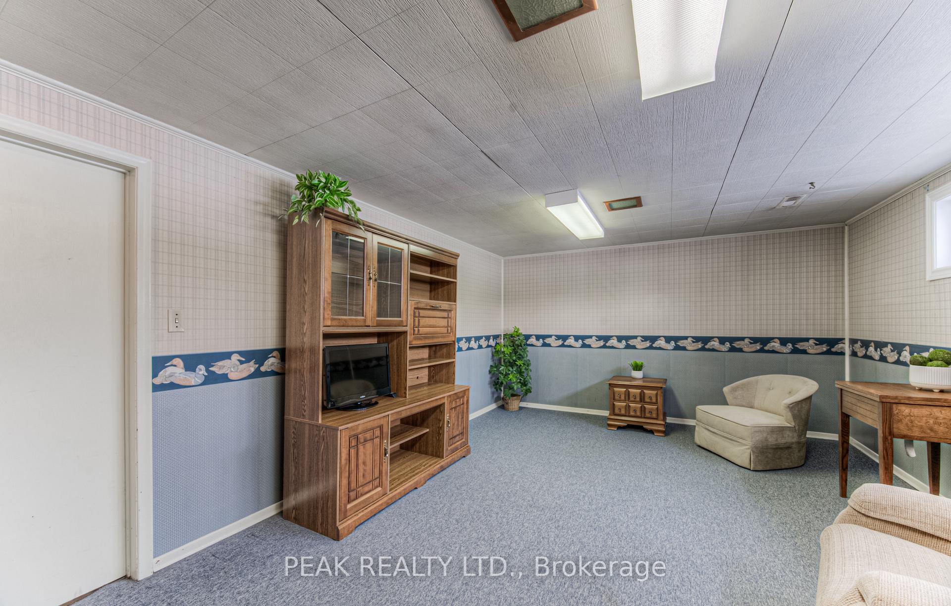 Photo 35 of 35 Dalewood Drive, Kitchener — HOMEH