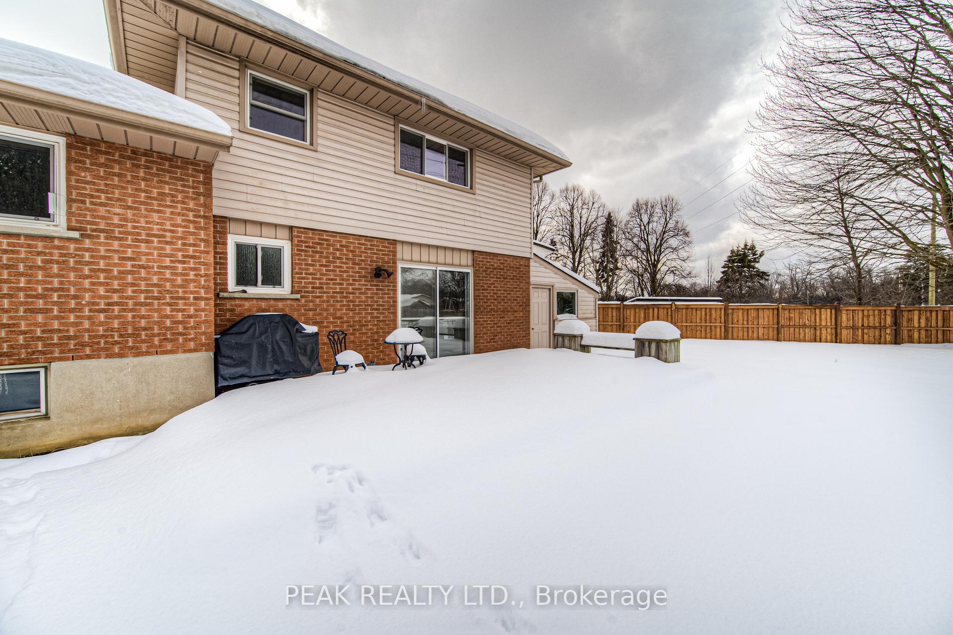 Photo 39 of 35 Dalewood Drive, Kitchener — HOMEH