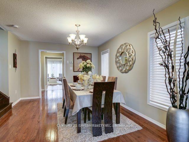 Photo 4 of 73 Ruhl Drive, Milton, Willmott — HOMEH