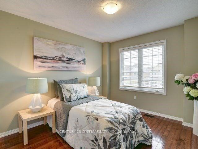 Photo 19 of 73 Ruhl Drive, Milton, Willmott — HOMEH
