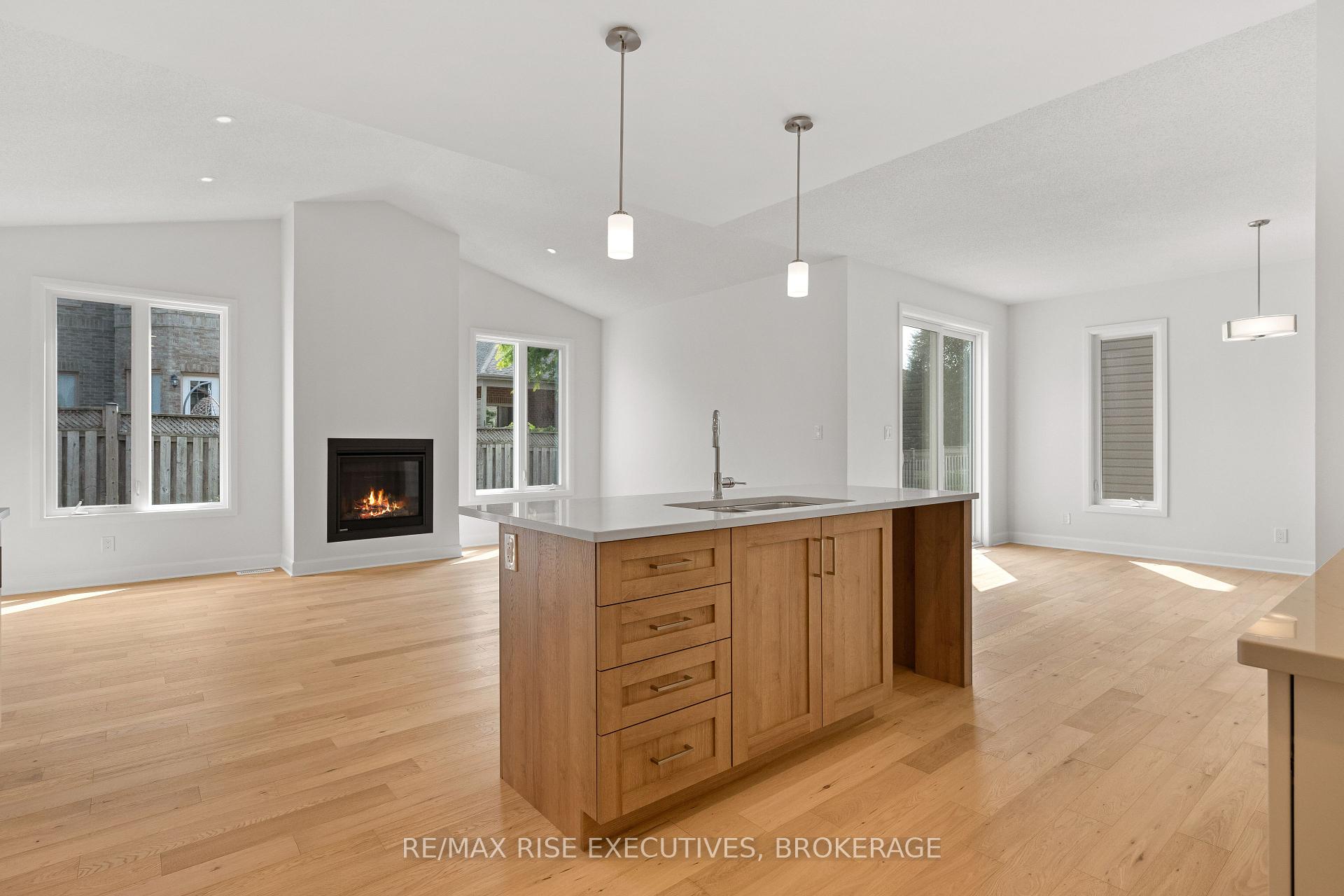 Photo 19 of 921 Goodwin Drive, Kingston, City Northwest — HOMEH