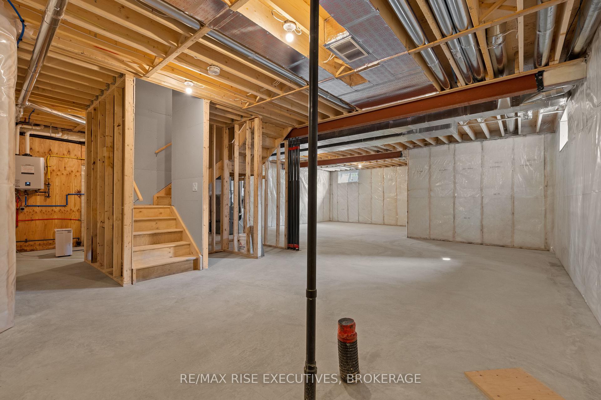 Photo 41 of 921 Goodwin Drive, Kingston, City Northwest — HOMEH
