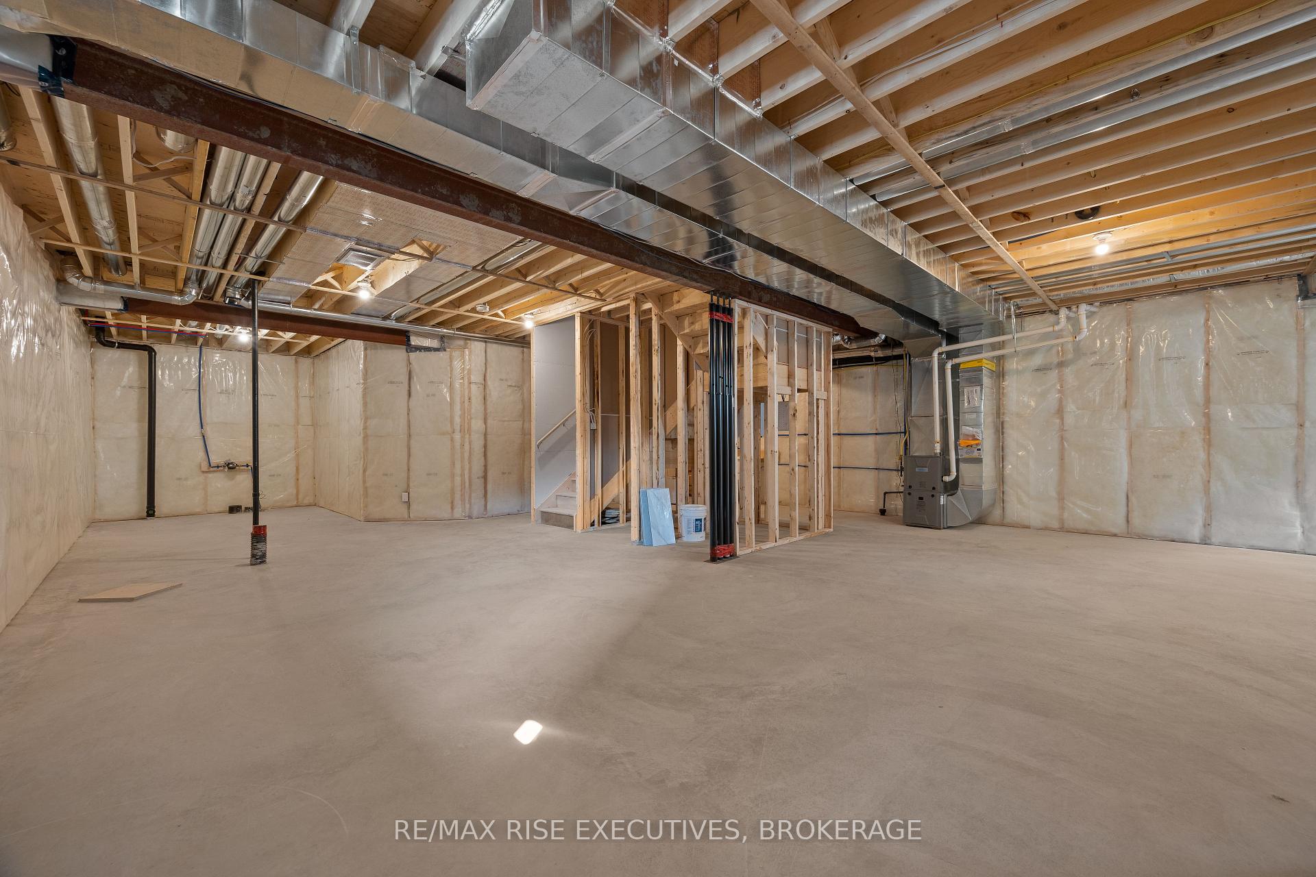 Photo 43 of 921 Goodwin Drive, Kingston, City Northwest — HOMEH