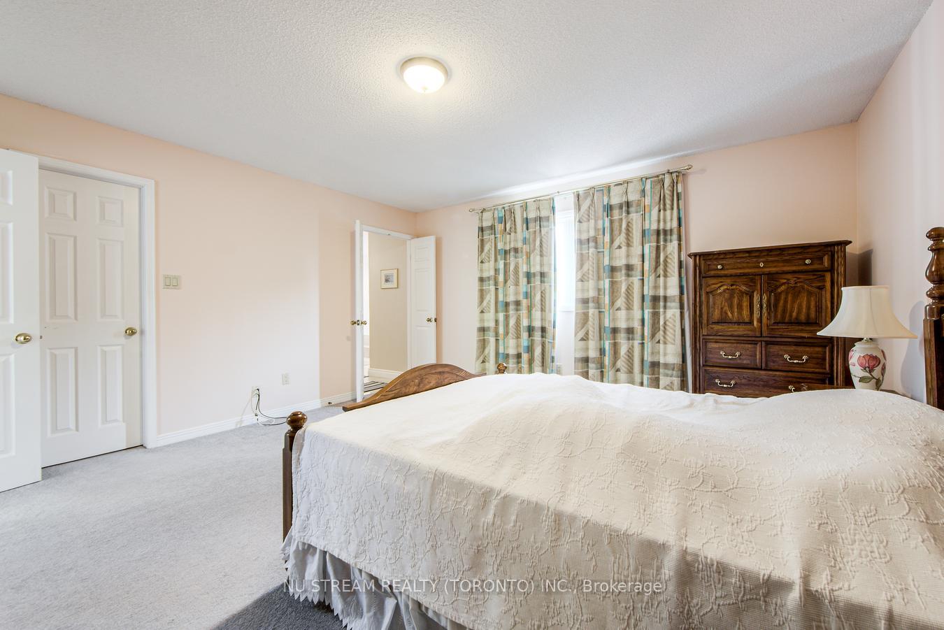 Photo 27 of 61 Coledale Road, Markham, Unionville — HOMEH