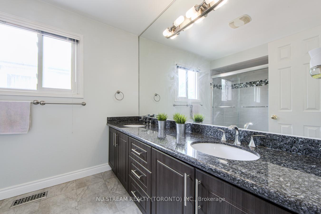 Photo 38 of 61 Coledale Road, Markham, Unionville — HOMEH