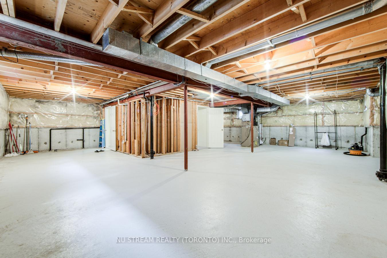 Photo 44 of 61 Coledale Road, Markham, Unionville — HOMEH