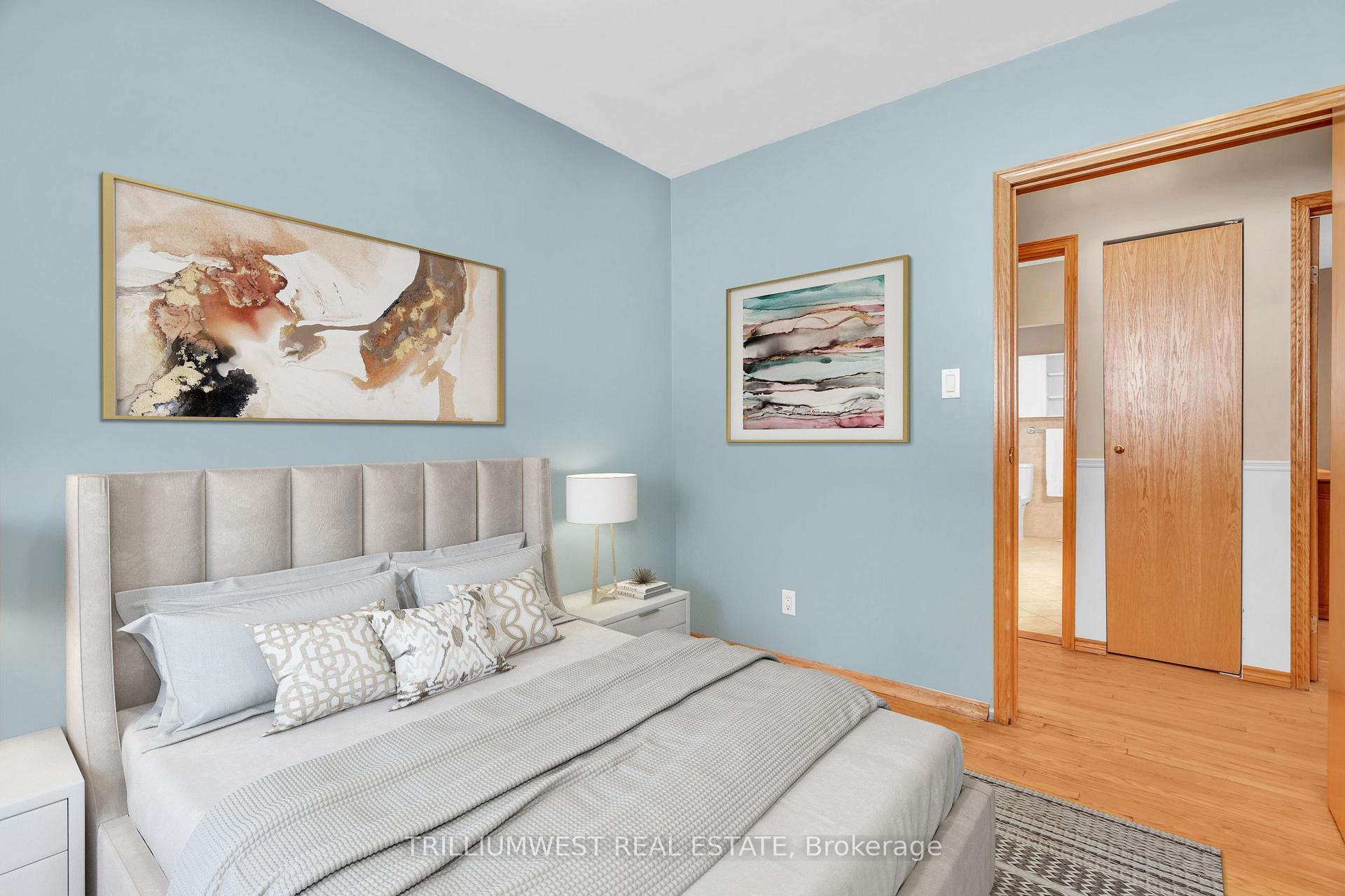 Photo 24 of 45 Larkspur Crescent, Kitchener — HOMEH