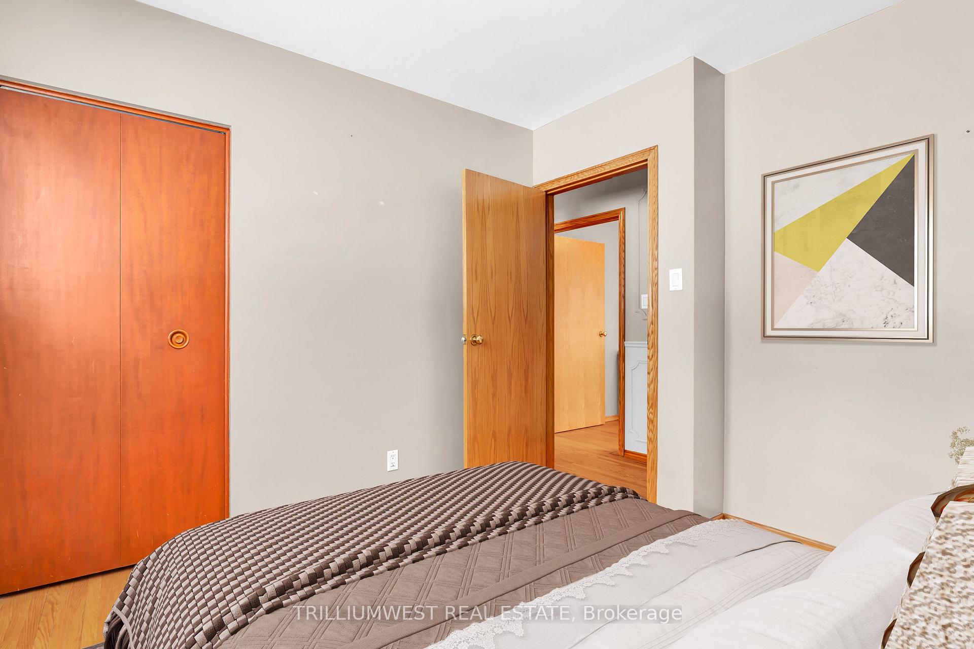 Photo 28 of 45 Larkspur Crescent, Kitchener — HOMEH