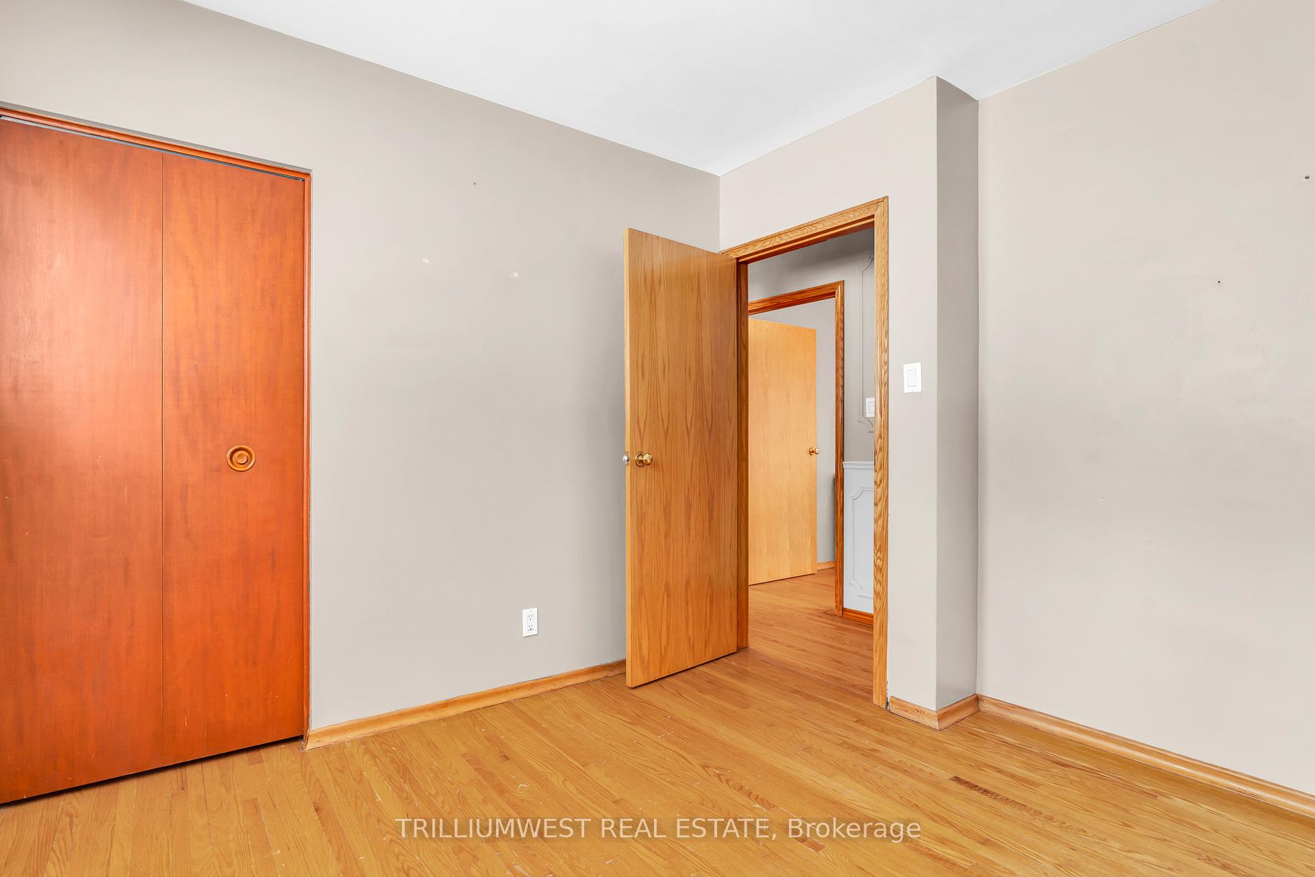 Photo 29 of 45 Larkspur Crescent, Kitchener — HOMEH