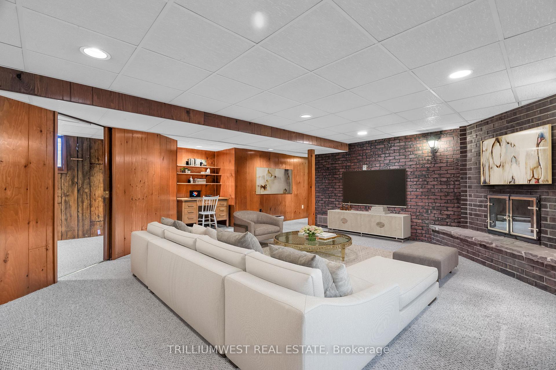Photo 34 of 45 Larkspur Crescent, Kitchener — HOMEH