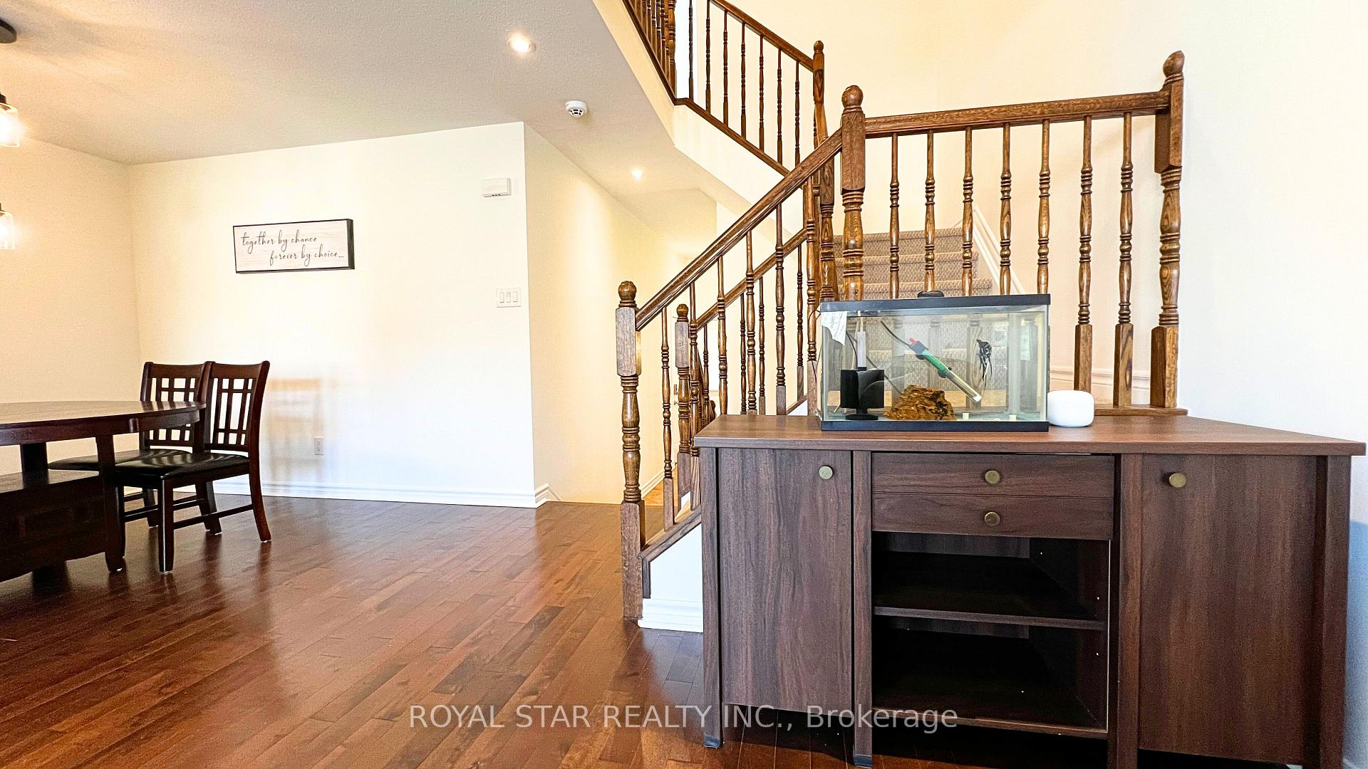 Photo 7 of 227 Hunterbrook Street, Ottawa, Kanata - Morgan's Grant/South March — HOMEH