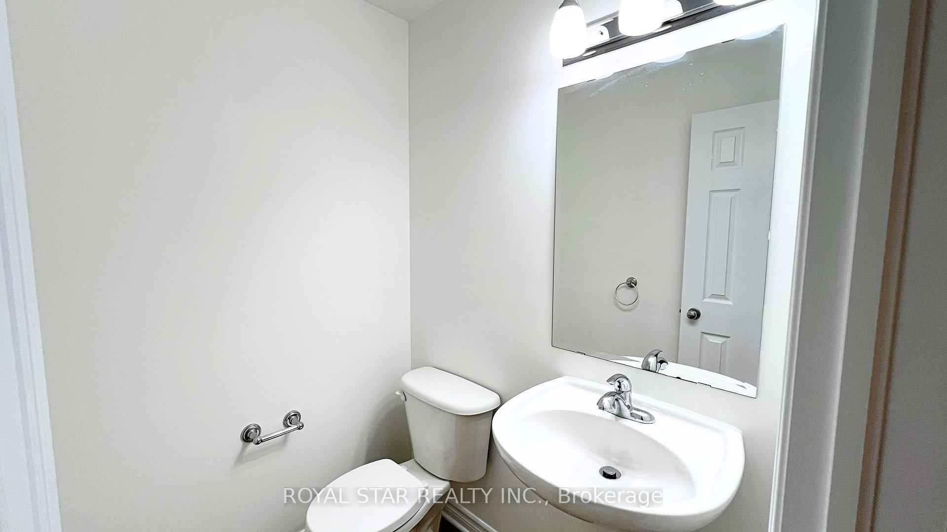 Photo 13 of 227 Hunterbrook Street, Ottawa, Kanata - Morgan's Grant/South March — HOMEH