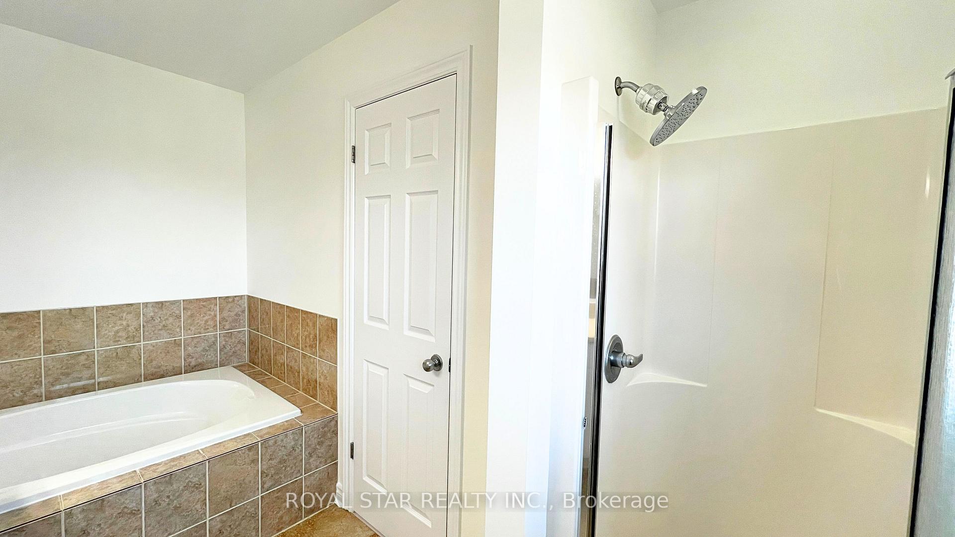 Photo 20 of 227 Hunterbrook Street, Ottawa, Kanata - Morgan's Grant/South March — HOMEH
