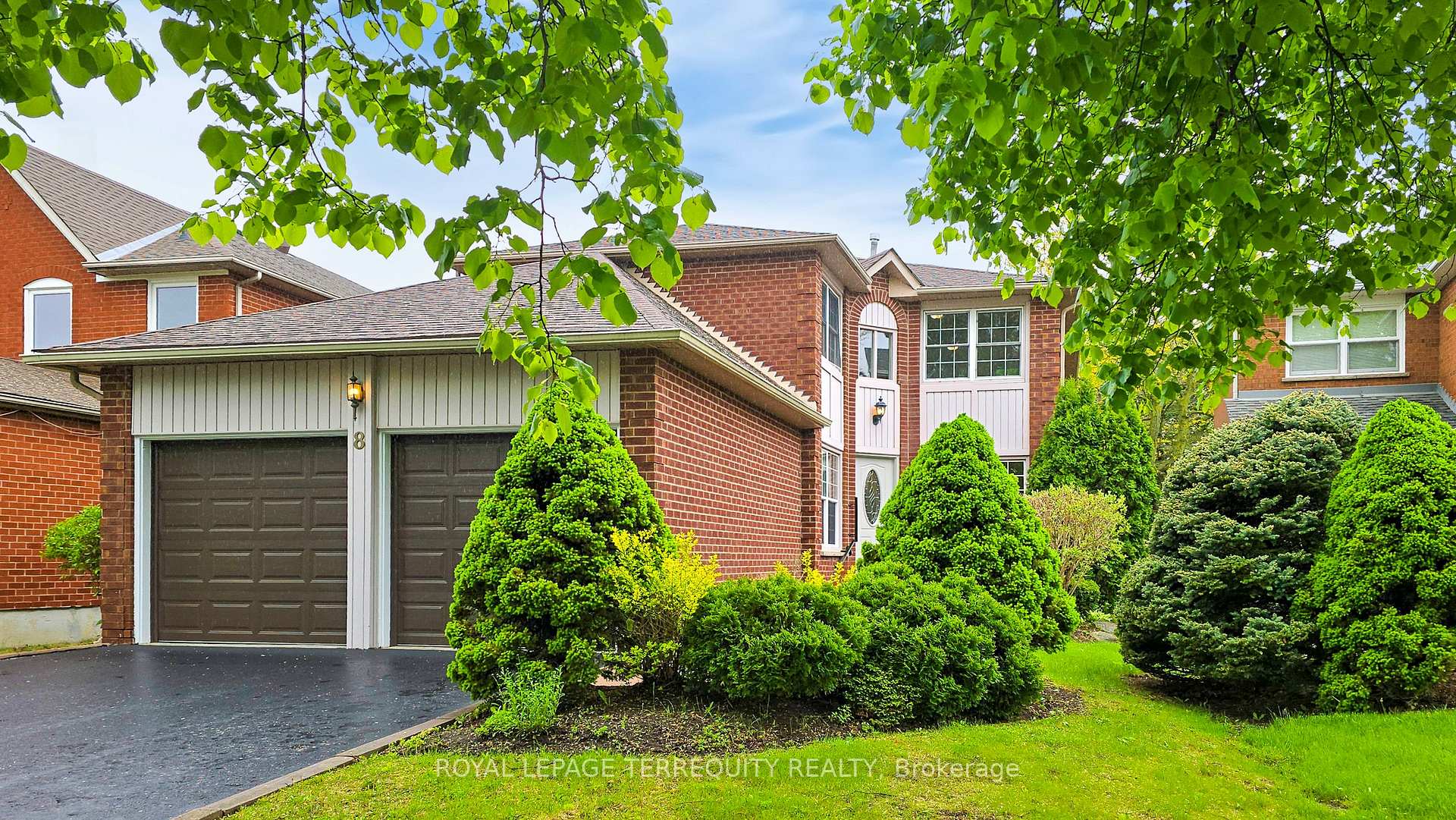 Front of 8 Couperthwaite Crescent