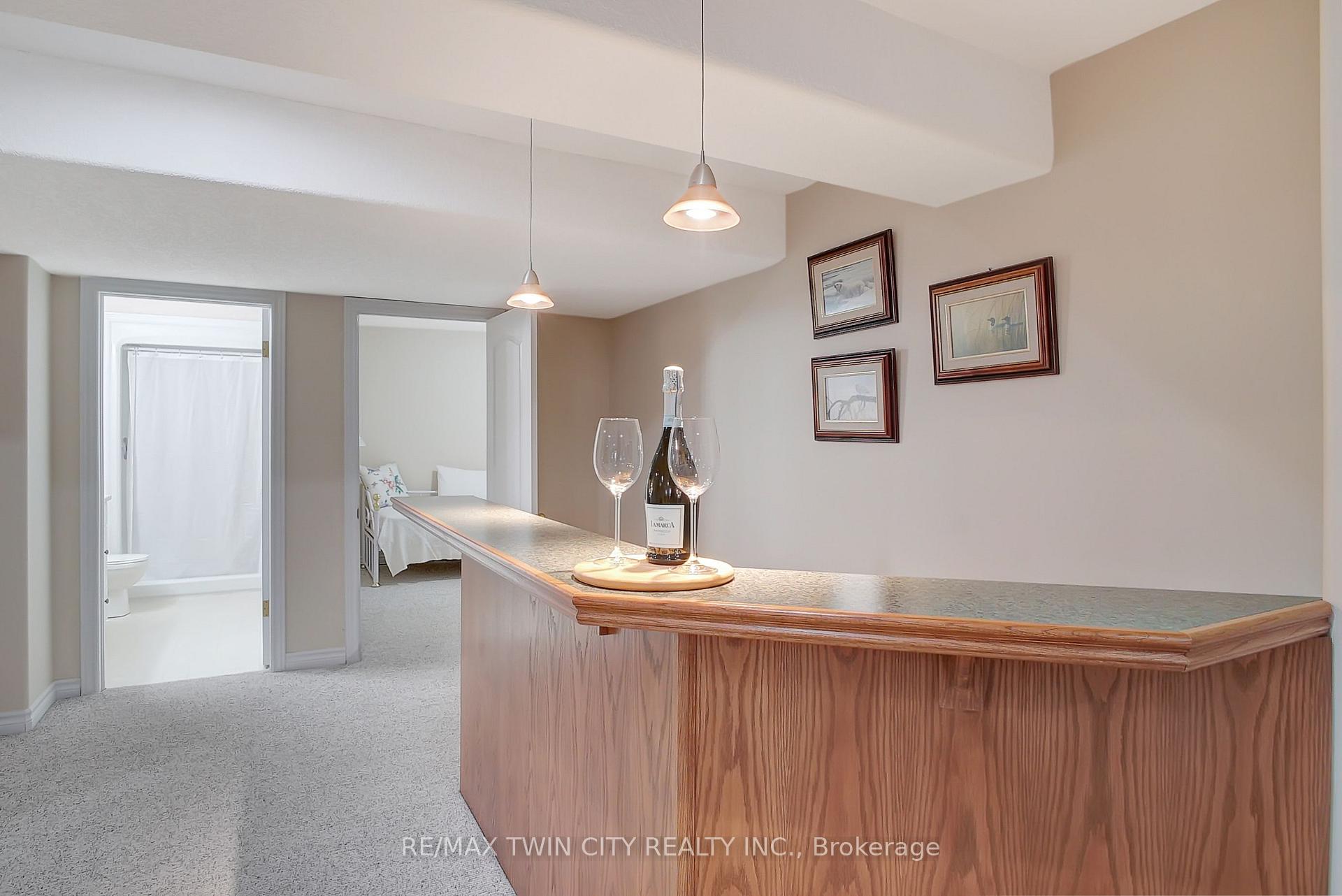 Photo 22 of 269 Deer Ridge Drive, Kitchener — HOMEH