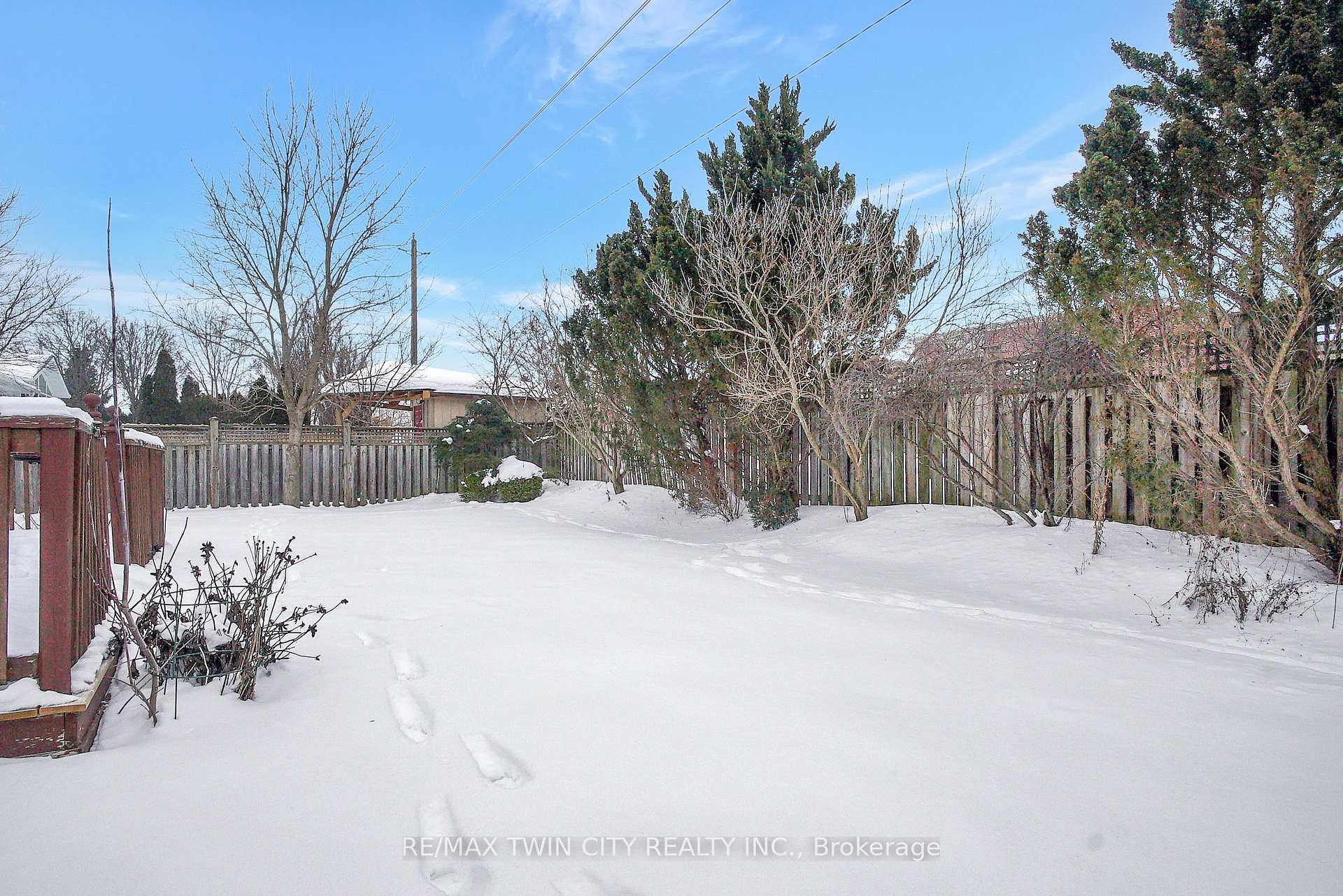 Photo 36 of 269 Deer Ridge Drive, Kitchener — HOMEH