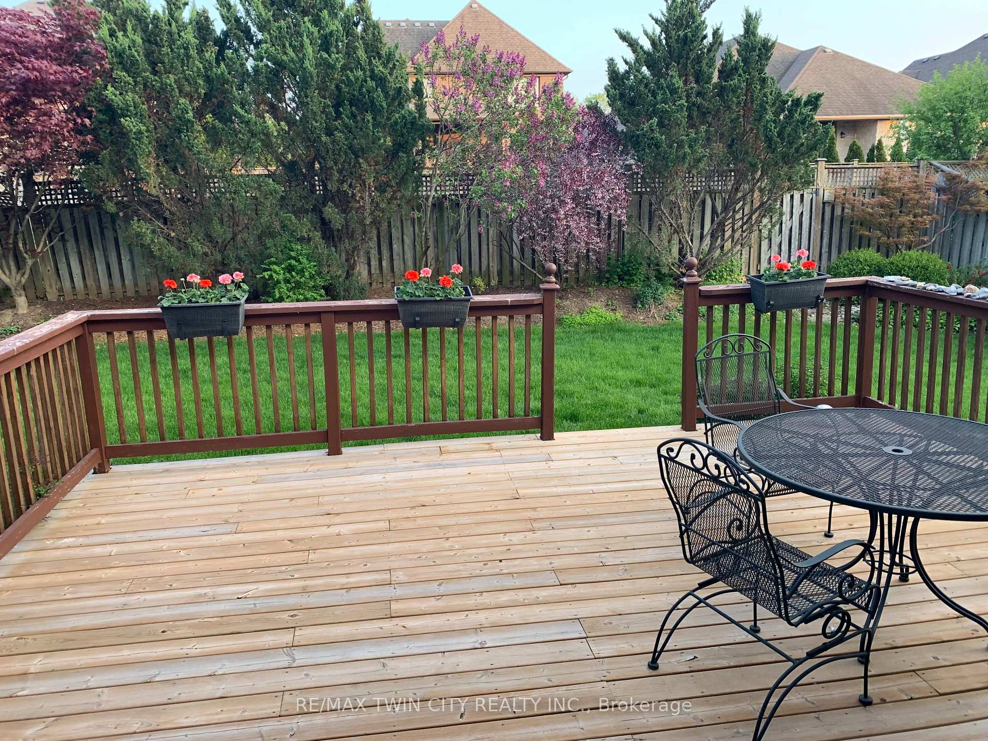 Photo 38 of 269 Deer Ridge Drive, Kitchener — HOMEH