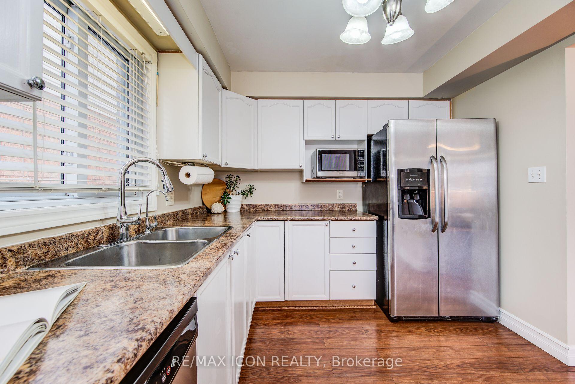 Photo 14 of 61 Bush Clover Crescent, Kitchener — HOMEH