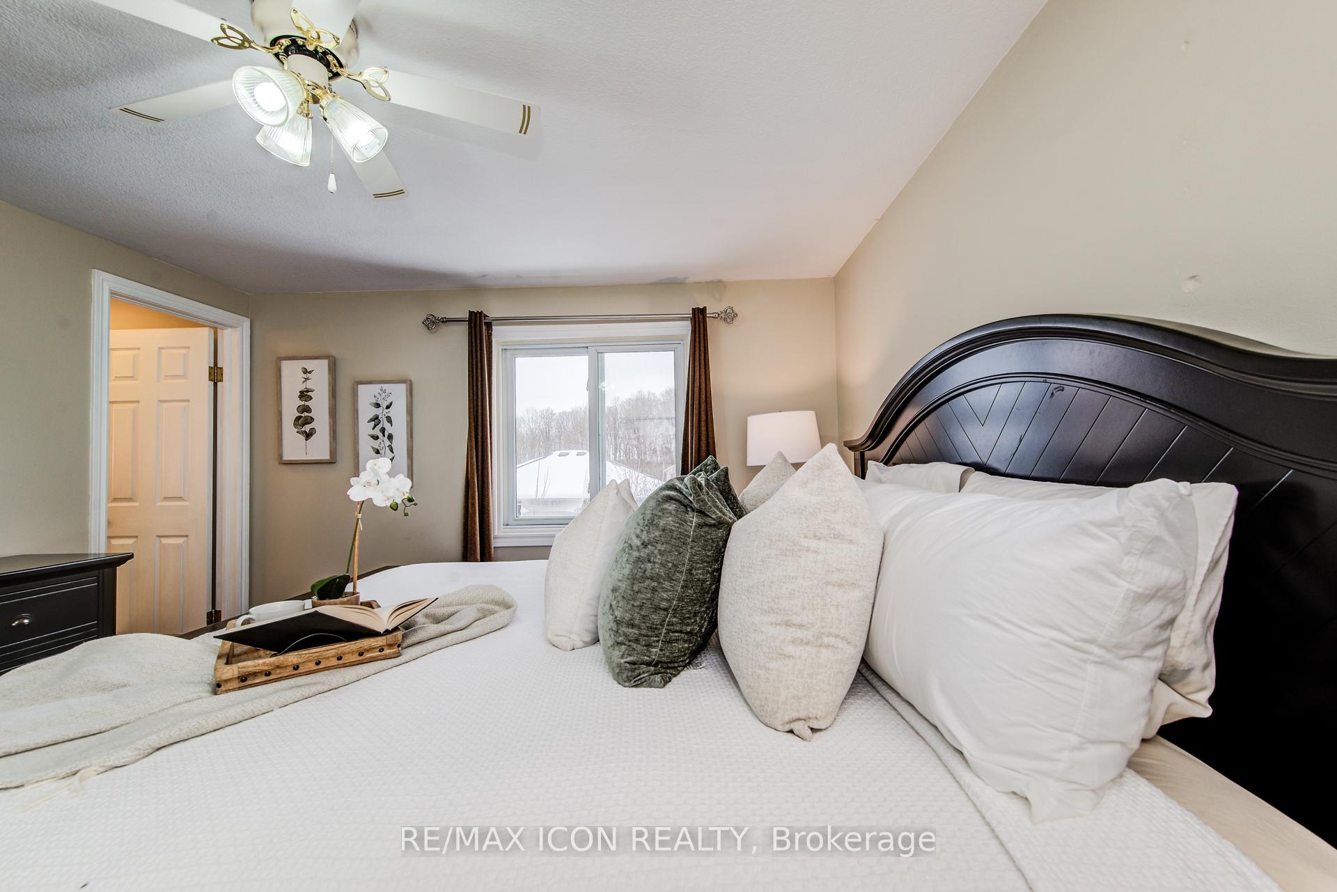 Photo 23 of 61 Bush Clover Crescent, Kitchener — HOMEH