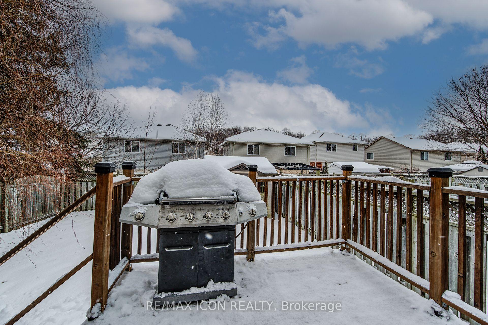 Photo 36 of 61 Bush Clover Crescent, Kitchener — HOMEH