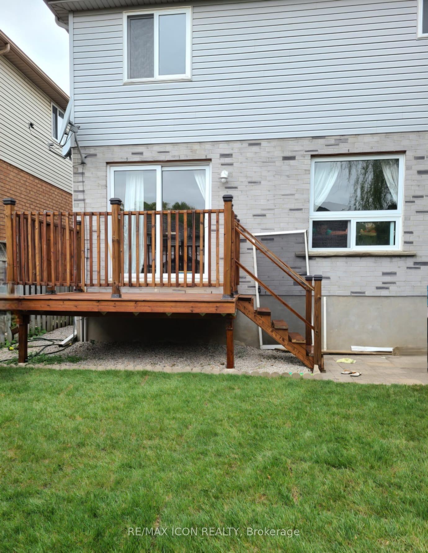 Photo 39 of 61 Bush Clover Crescent, Kitchener — HOMEH