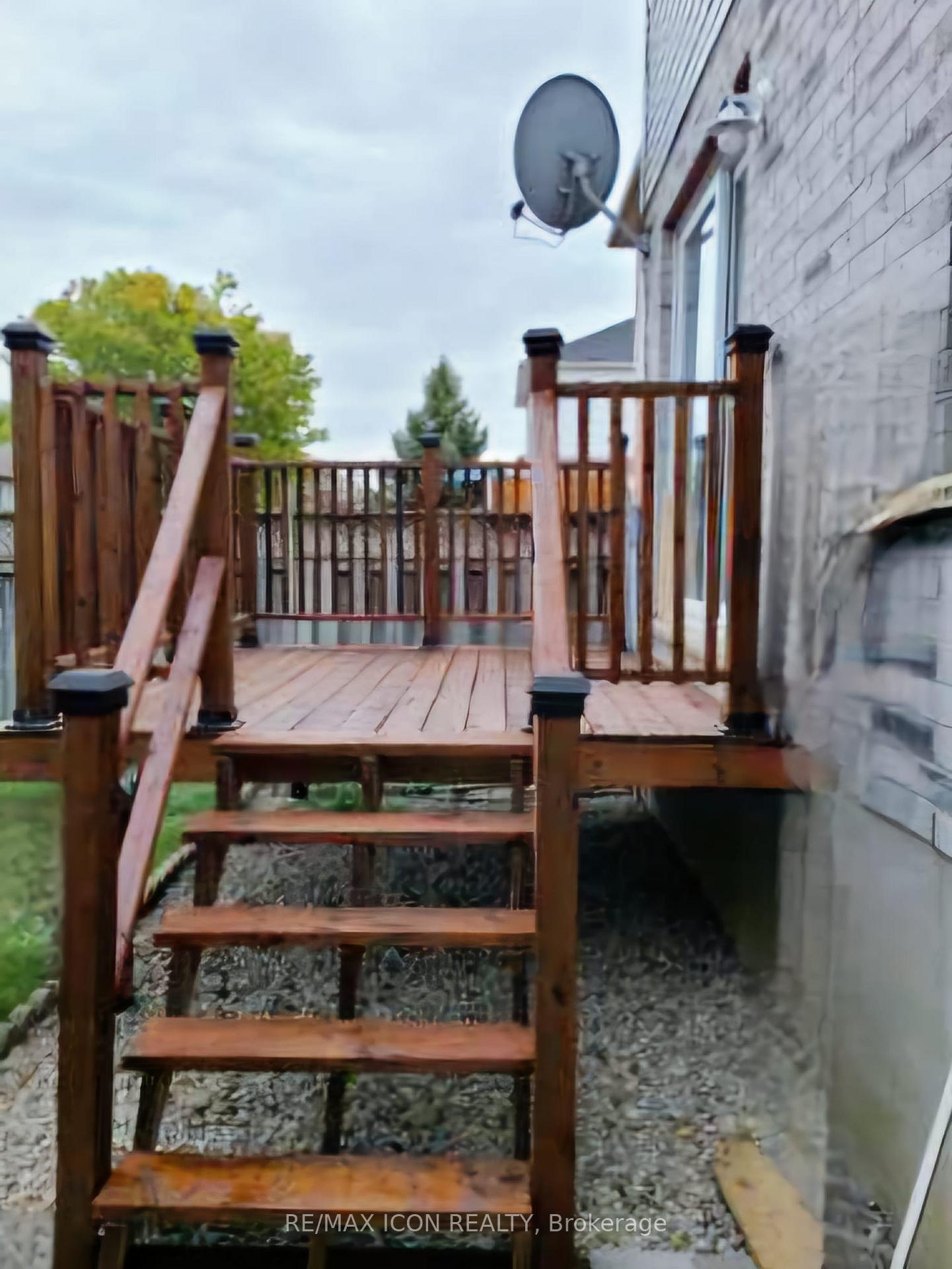 Photo 40 of 61 Bush Clover Crescent, Kitchener — HOMEH