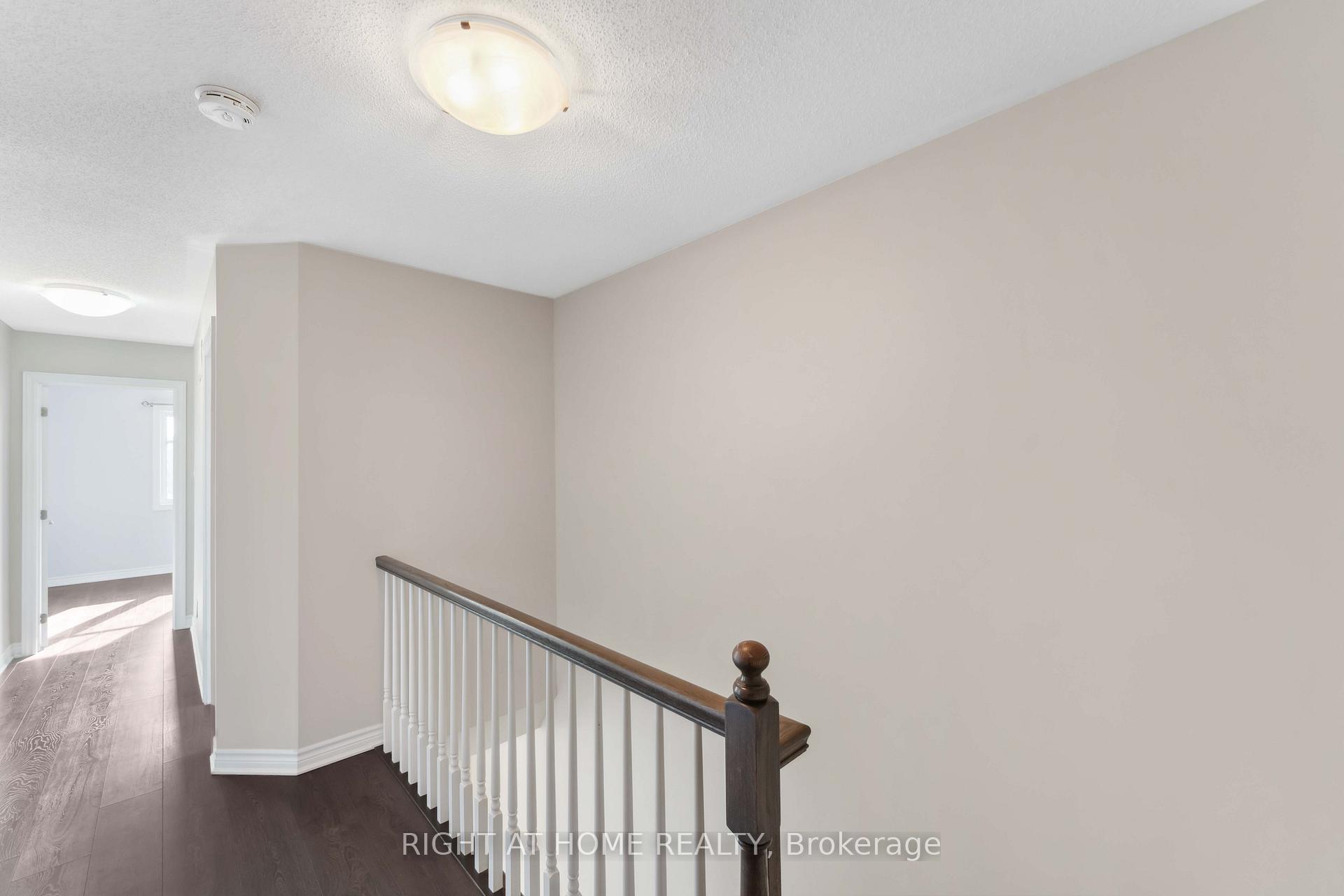 Photo 13 of 81 Tapadero Avenue, Ottawa, Kanata - Emerald Meadows/Trailwest — HOMEH