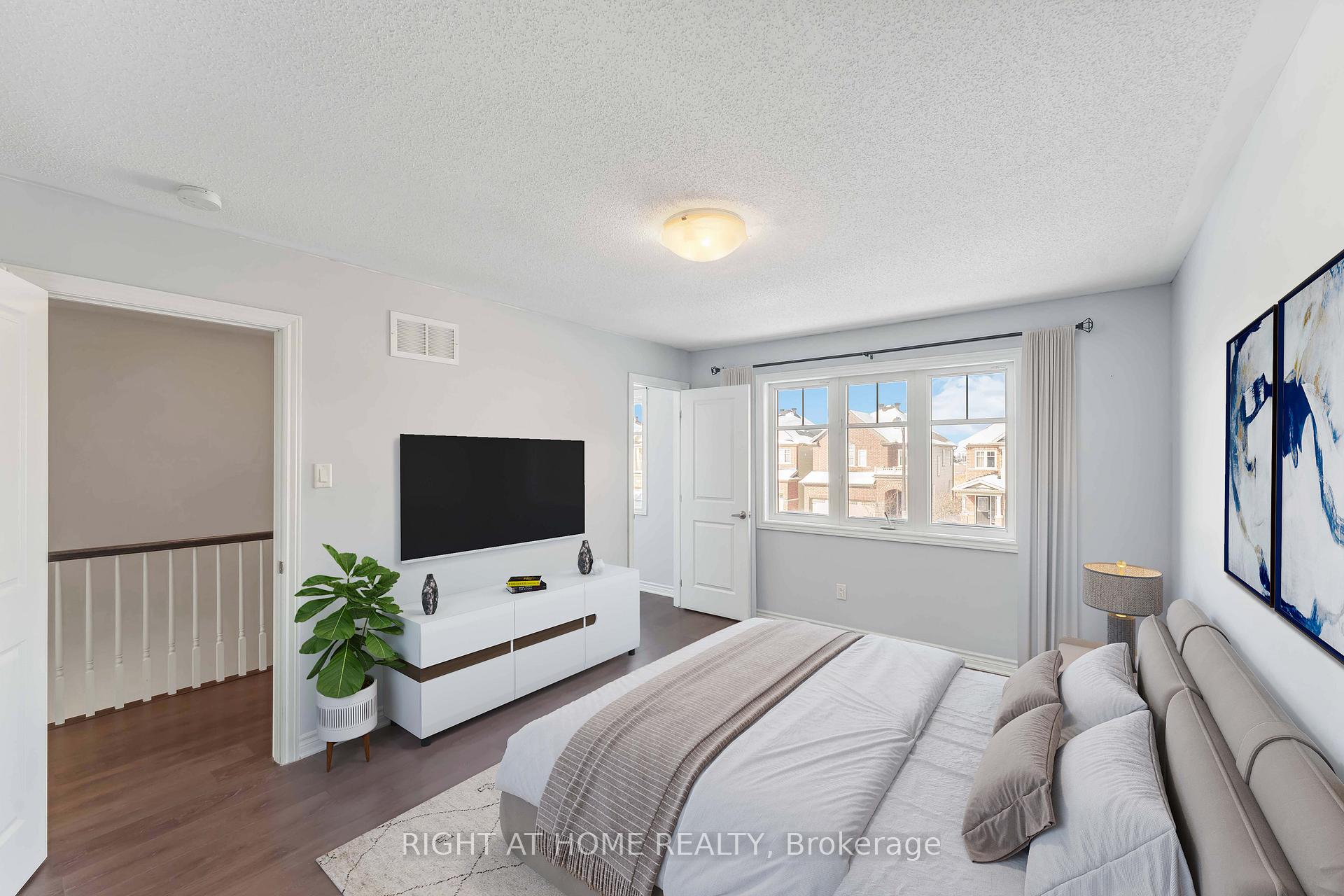 Photo 15 of 81 Tapadero Avenue, Ottawa, Kanata - Emerald Meadows/Trailwest — HOMEH