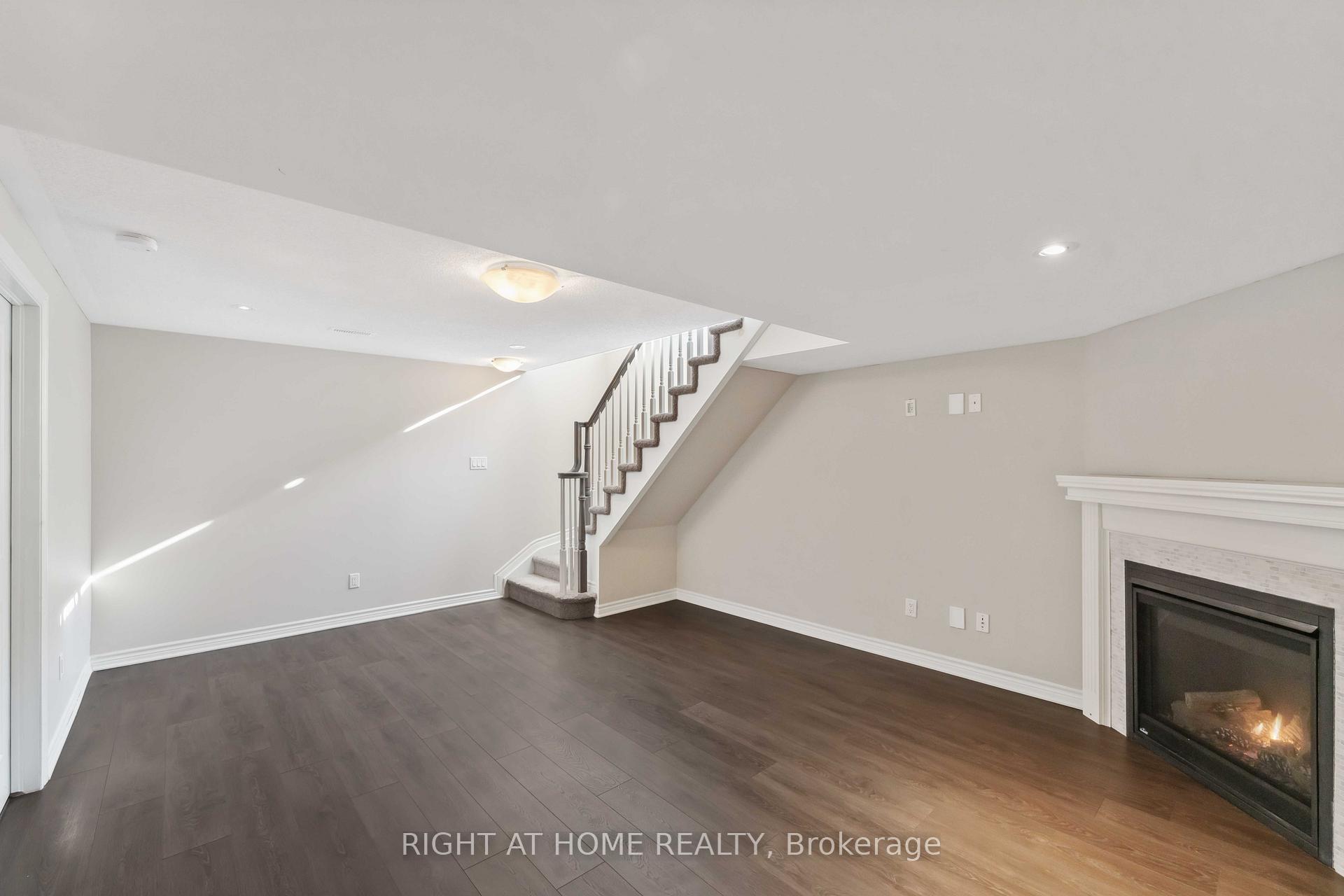 Photo 27 of 81 Tapadero Avenue, Ottawa, Kanata - Emerald Meadows/Trailwest — HOMEH