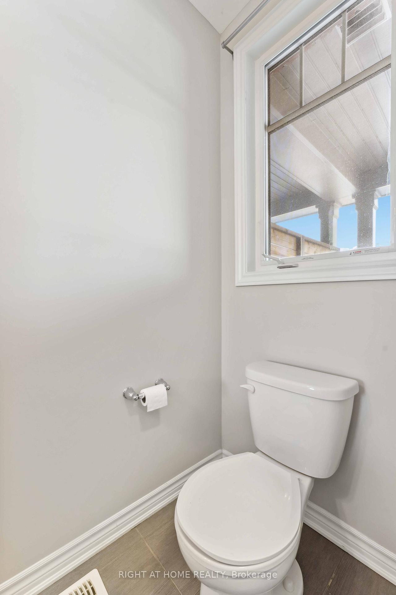 Photo 30 of 81 Tapadero Avenue, Ottawa, Kanata - Emerald Meadows/Trailwest — HOMEH
