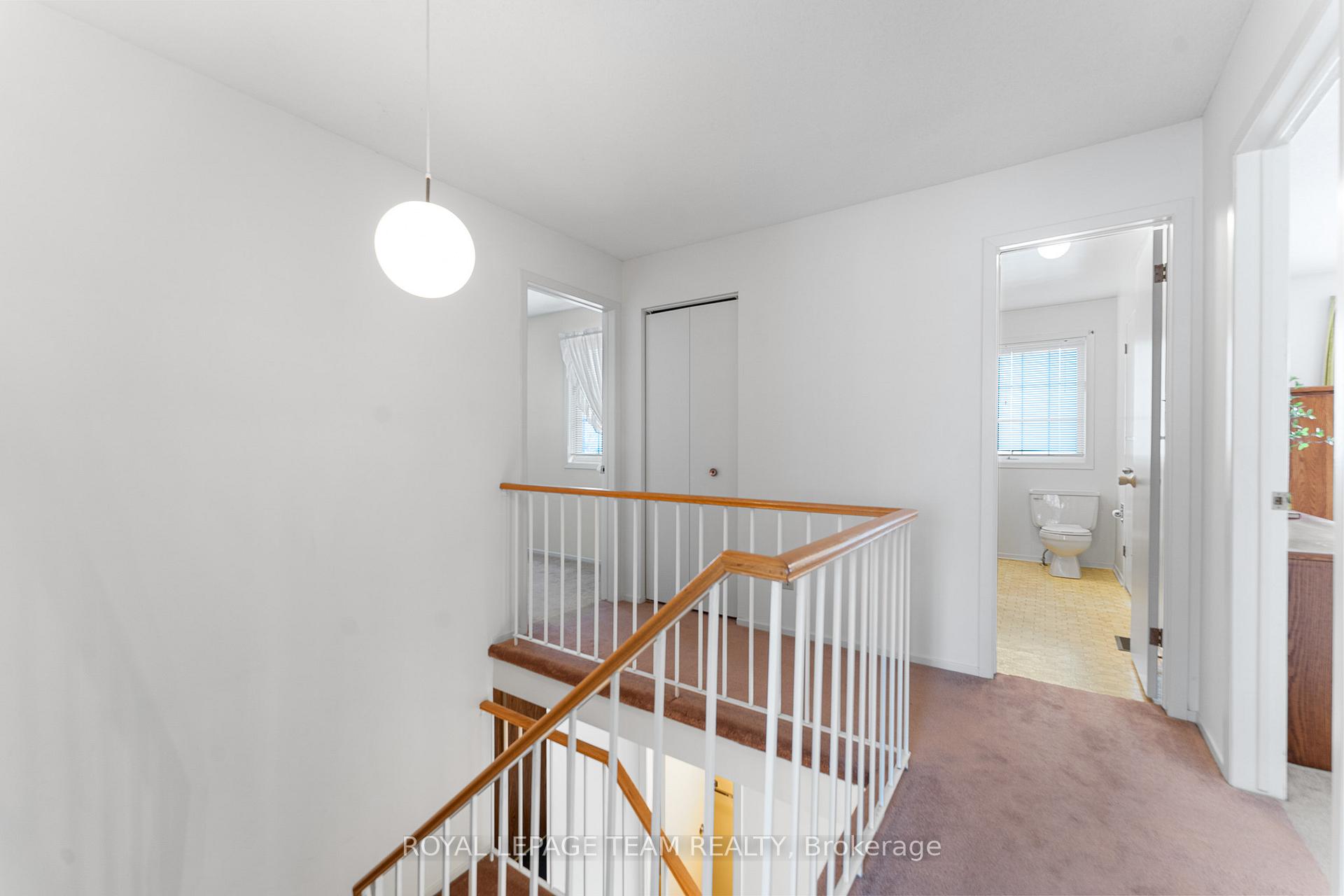 Photo 19 of 20 Huntsman Crescent, Ottawa, Kanata - Bridlewood — HOMEH