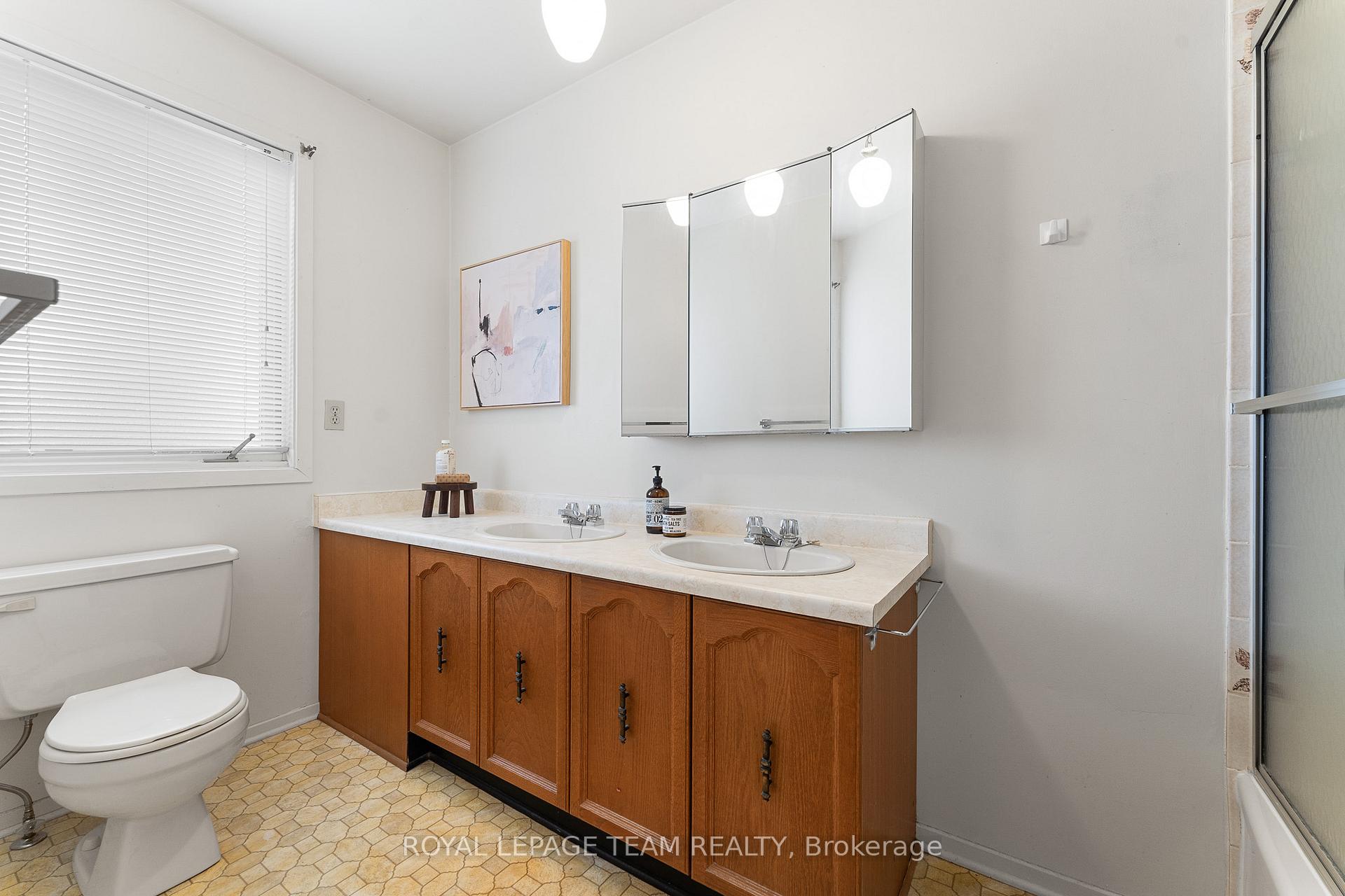 Photo 27 of 20 Huntsman Crescent, Ottawa, Kanata - Bridlewood — HOMEH