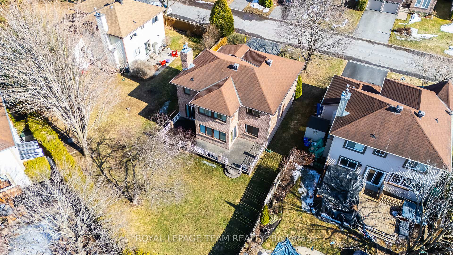 Photo 38 of 20 Huntsman Crescent, Ottawa, Kanata - Bridlewood — HOMEH