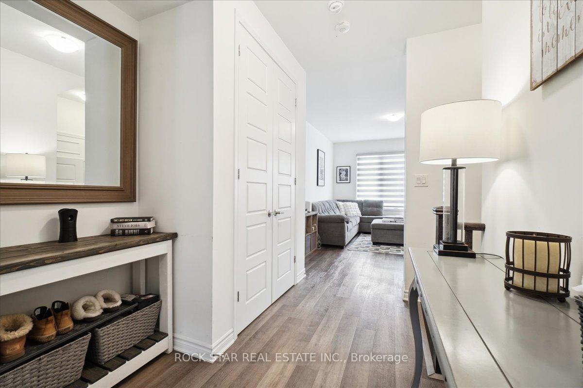 Photo 5 of 1560 Moira Crescent, Milton, Bowes — HOMEH