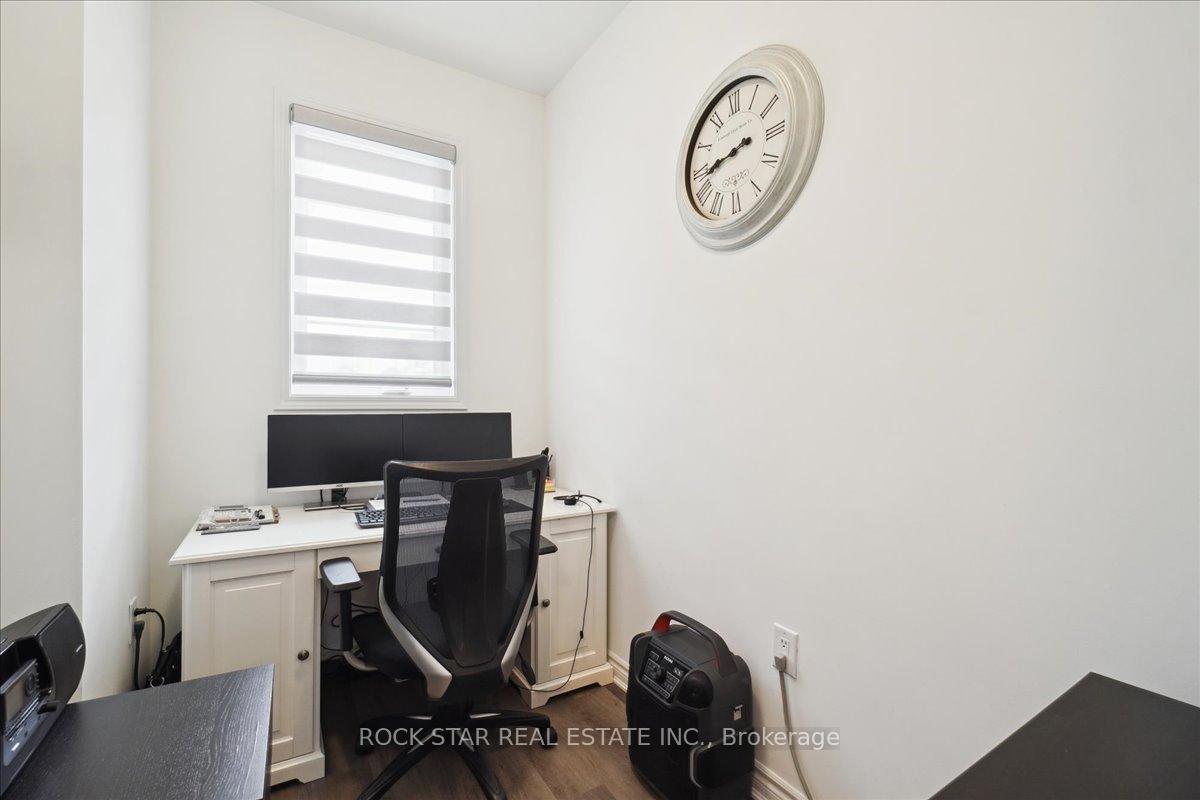 Photo 22 of 1560 Moira Crescent, Milton, Bowes — HOMEH