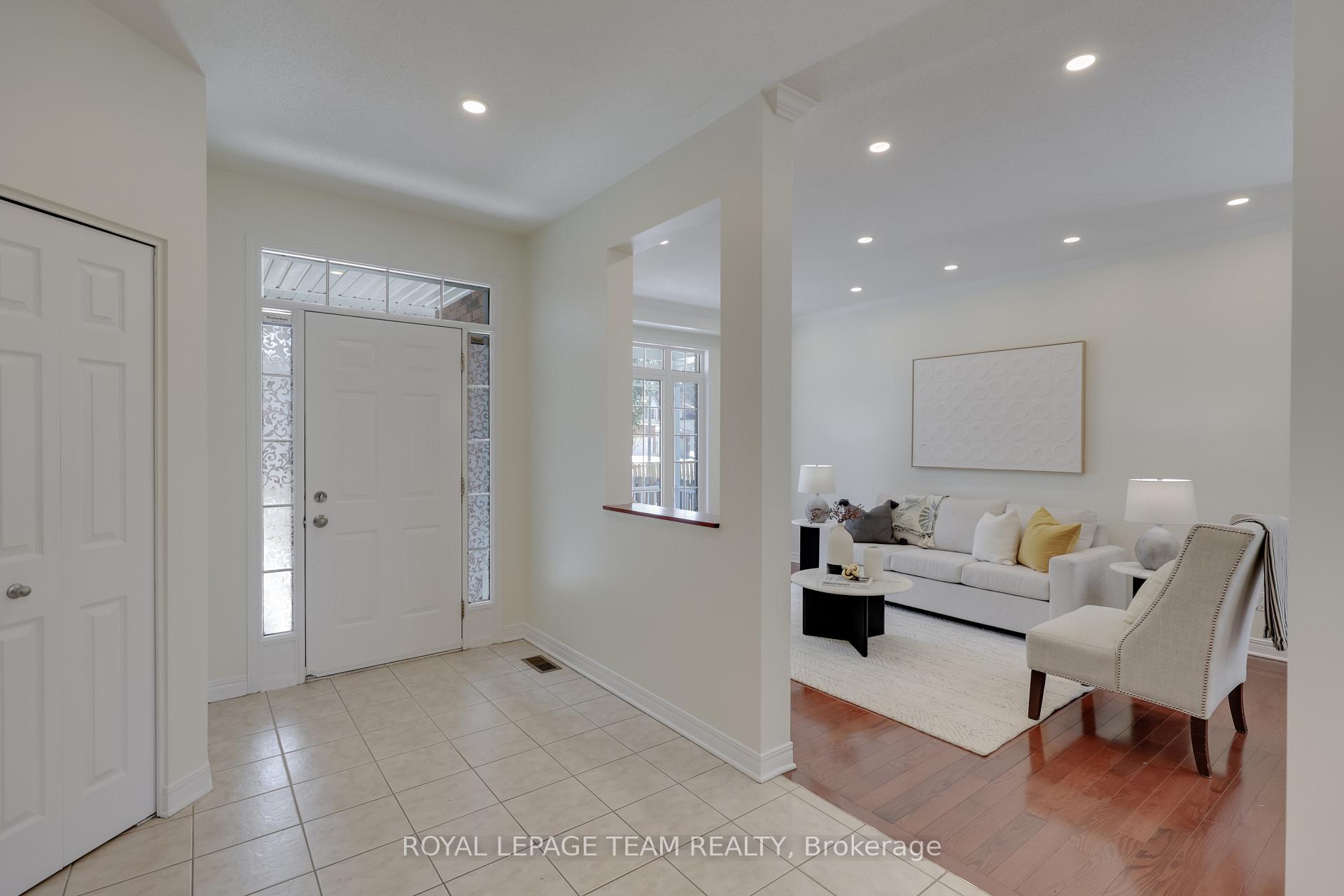 Photo 4 of 12 Keno Way, Ottawa, Kanata - Kanata Lakes/Heritage Hills — HOMEH