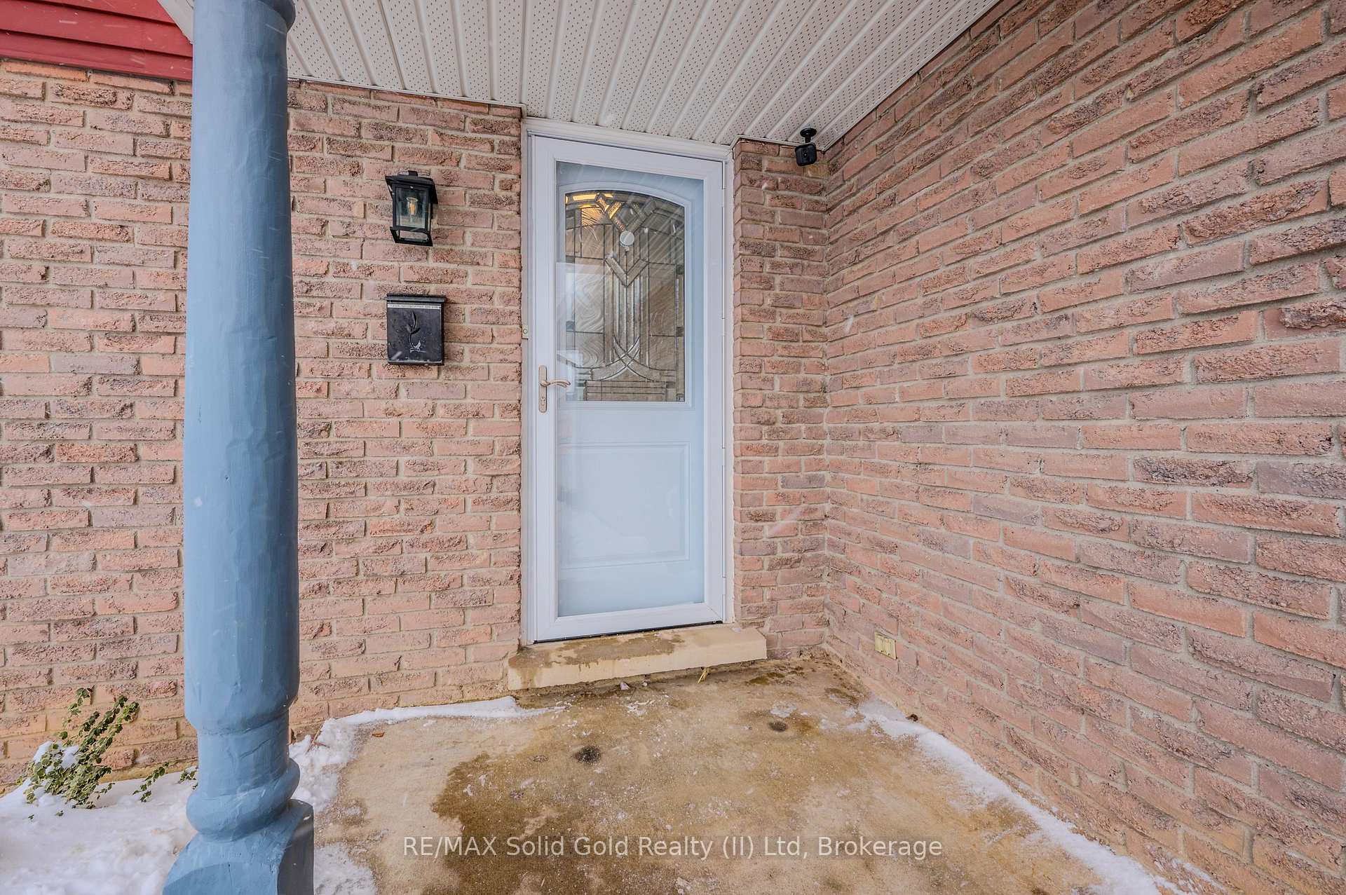 Photo 4 of 74 Rolling Meadows Drive, Kitchener — HOMEH