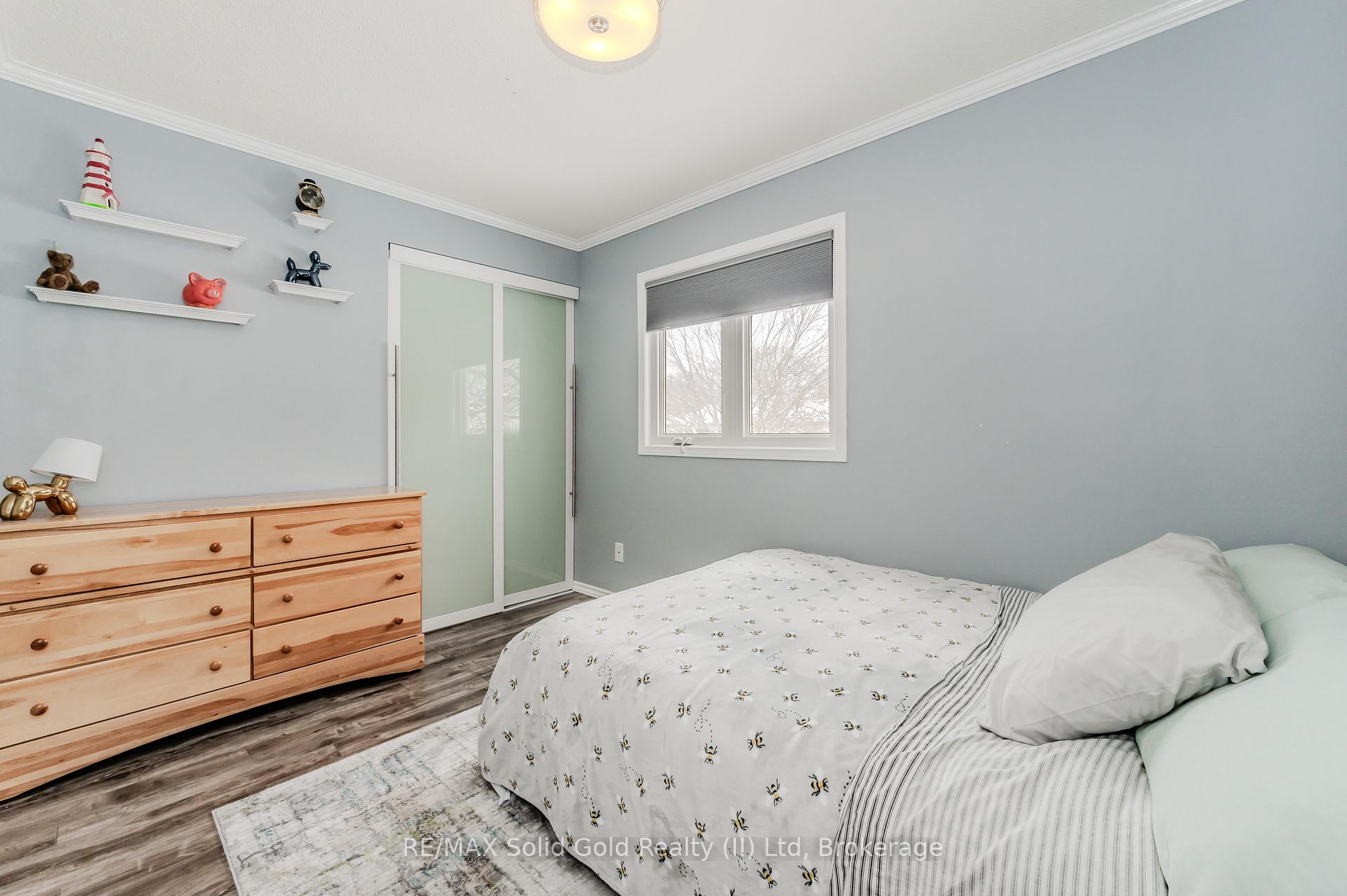 Photo 18 of 74 Rolling Meadows Drive, Kitchener — HOMEH