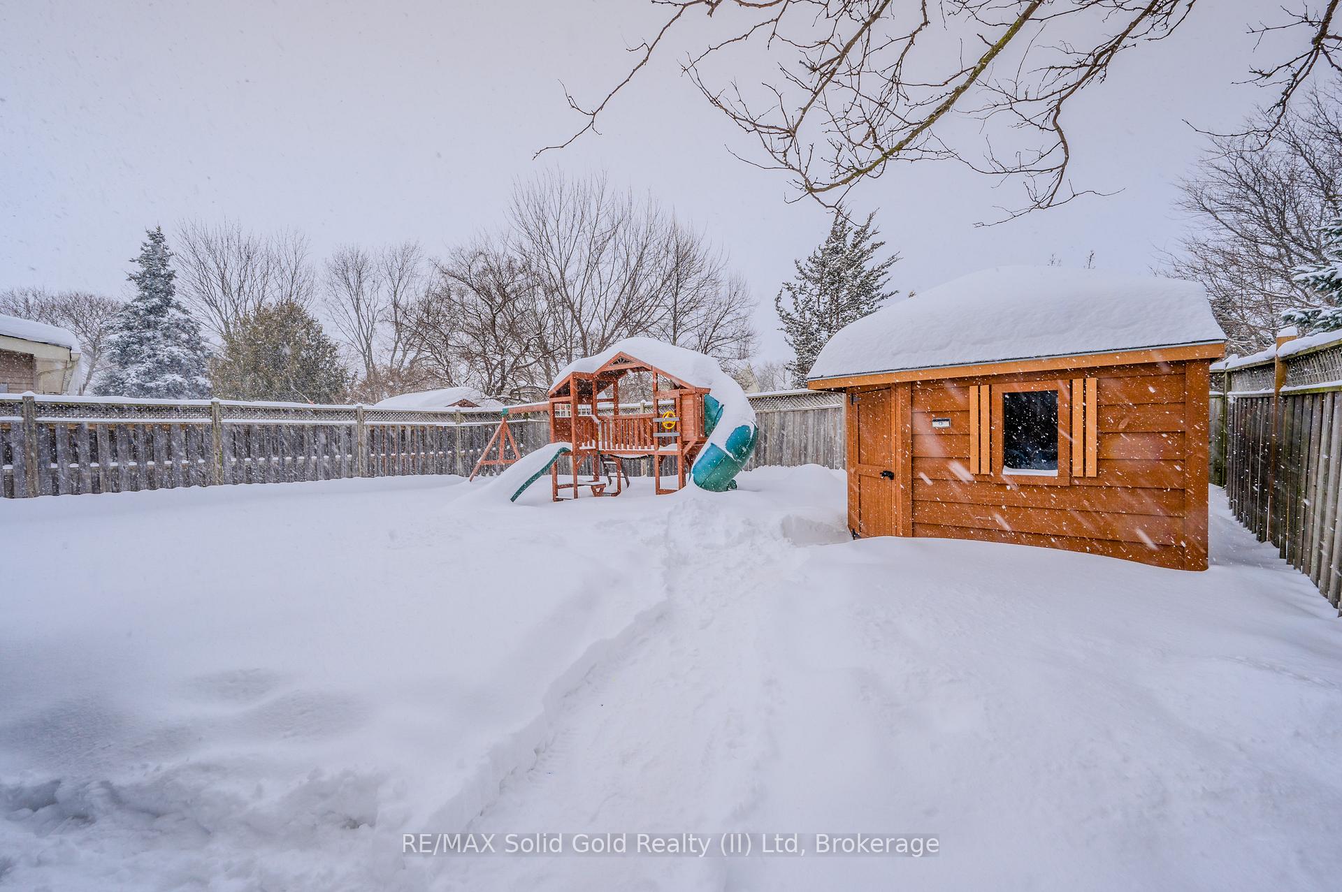 Photo 30 of 74 Rolling Meadows Drive, Kitchener — HOMEH