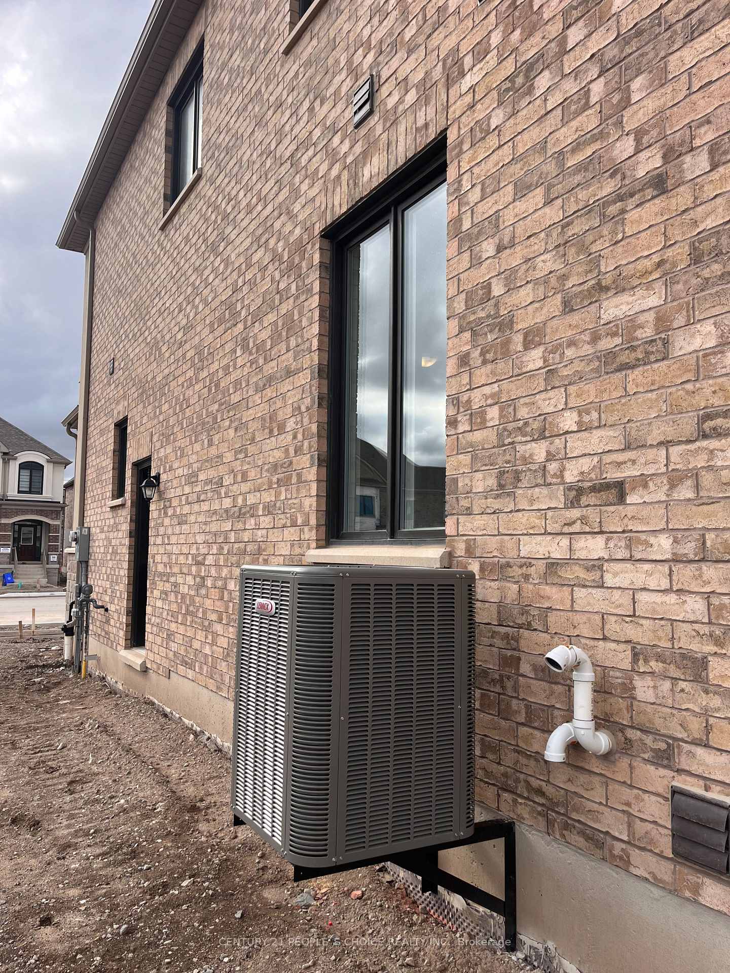 Photo 3 of 1487 Savoline Blvd, Milton, Walker — HOMEH