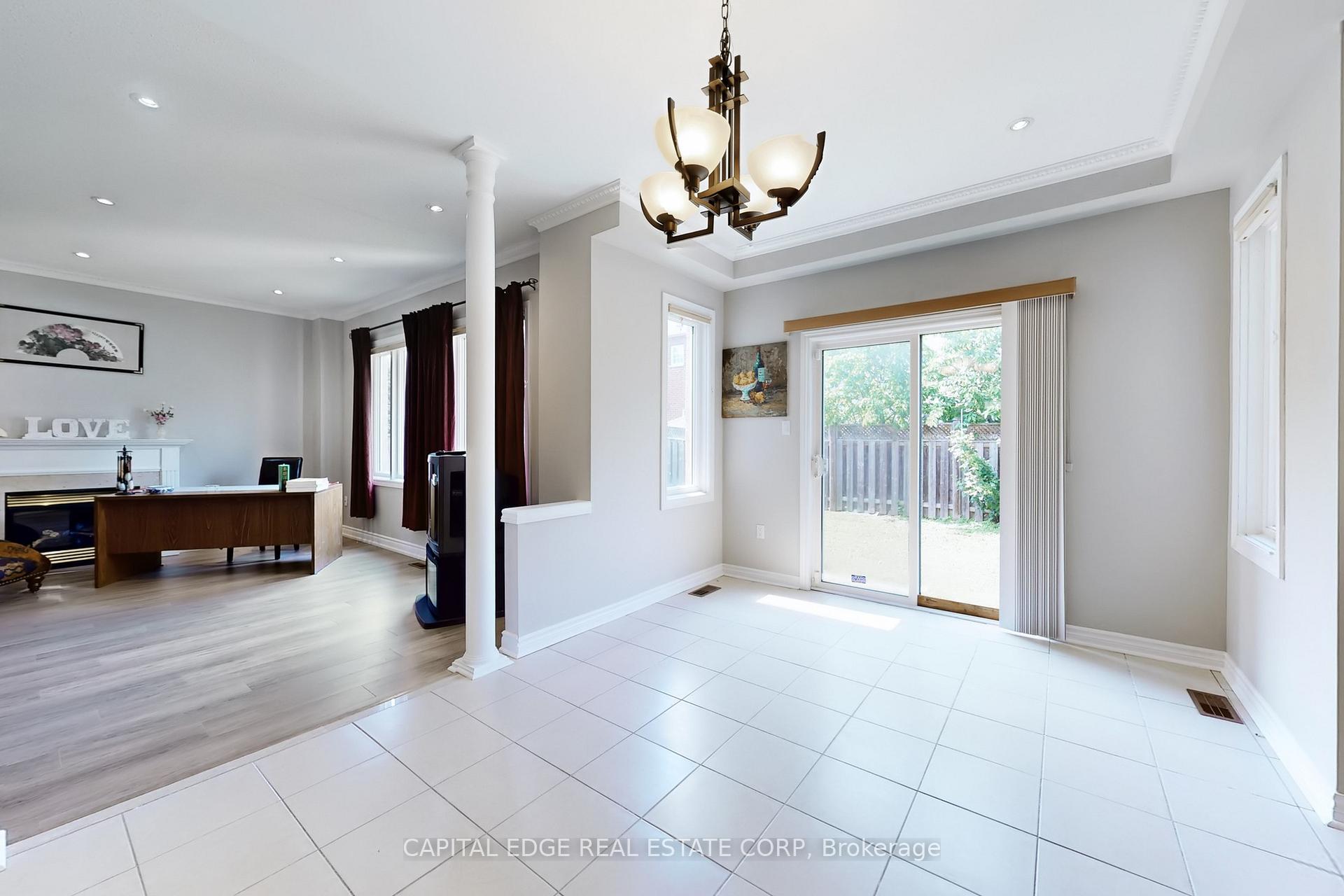 Photo 11 of 30 Swan Park Road, Markham, Greensborough — HOMEH
